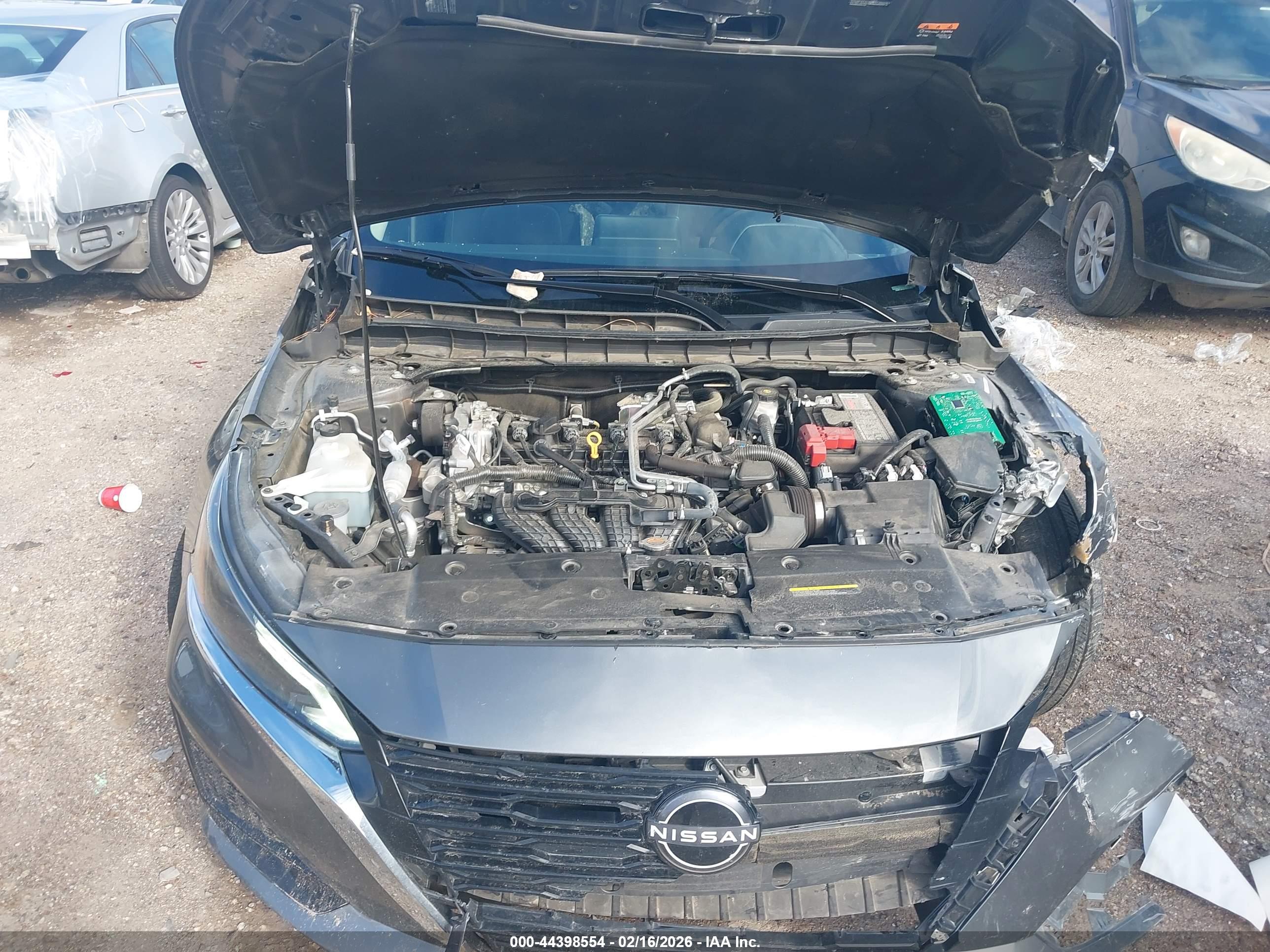 NISSAN ALTIMA image 10