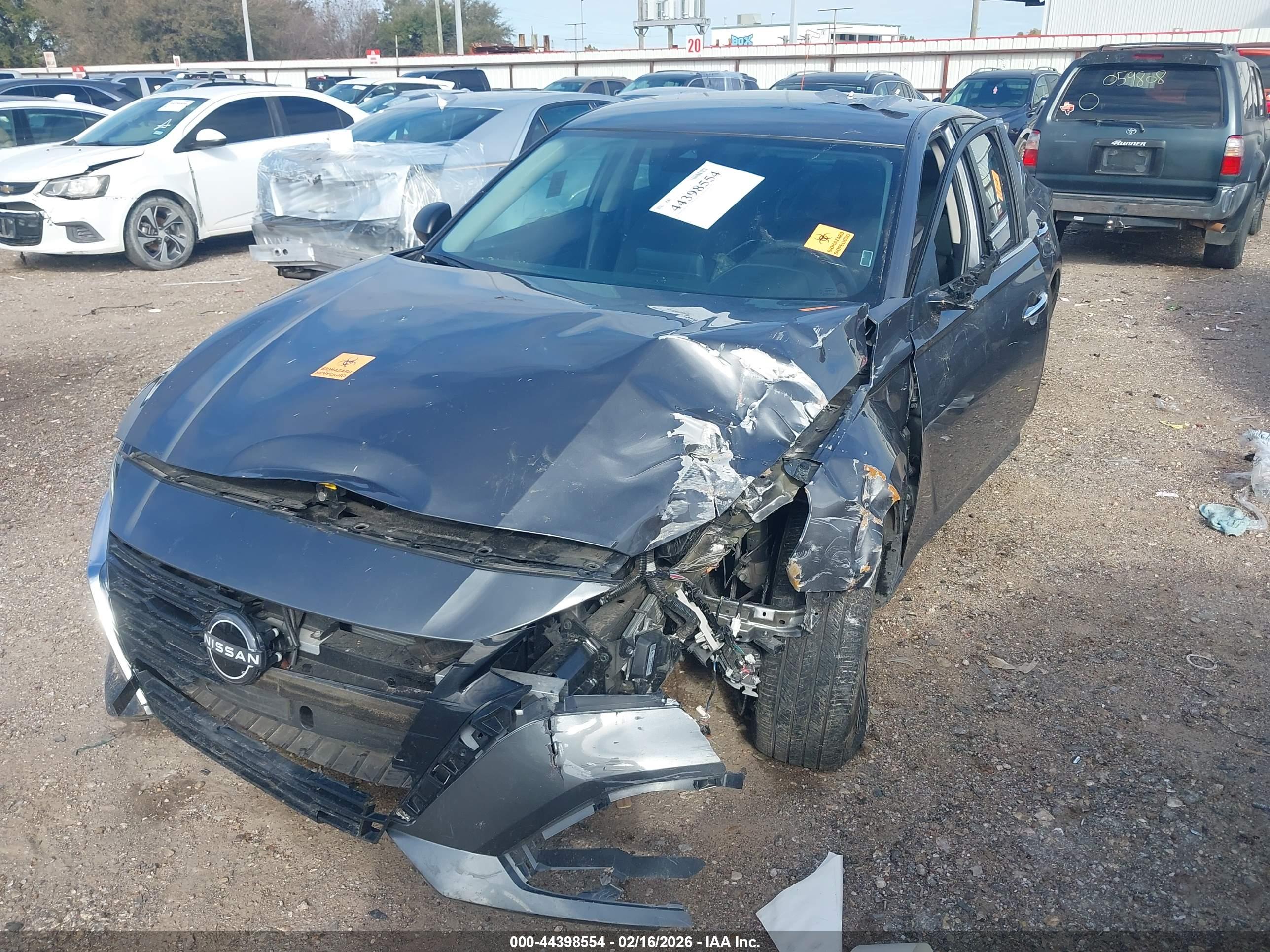 NISSAN ALTIMA image 6