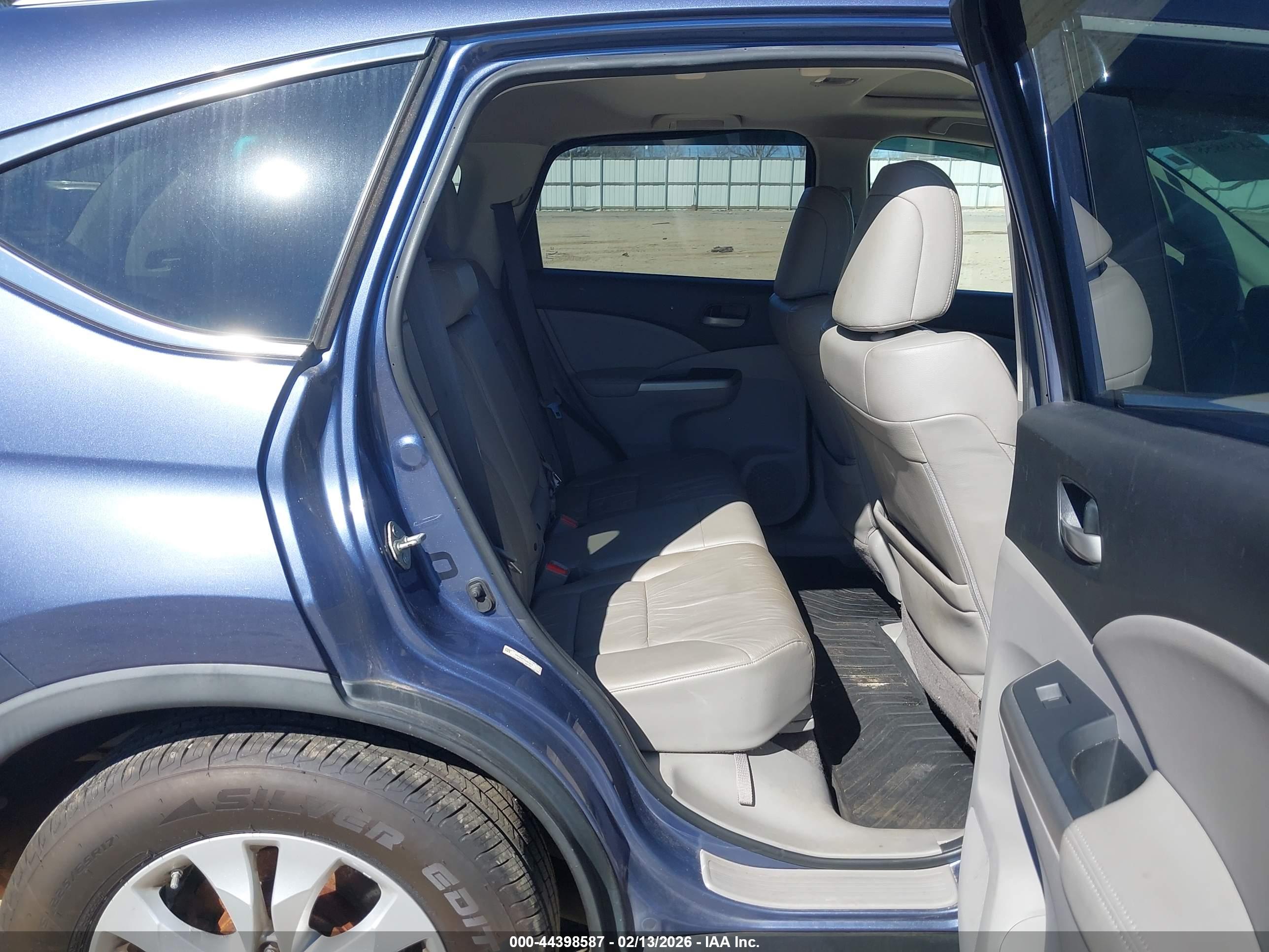 HONDA CR-V image 8