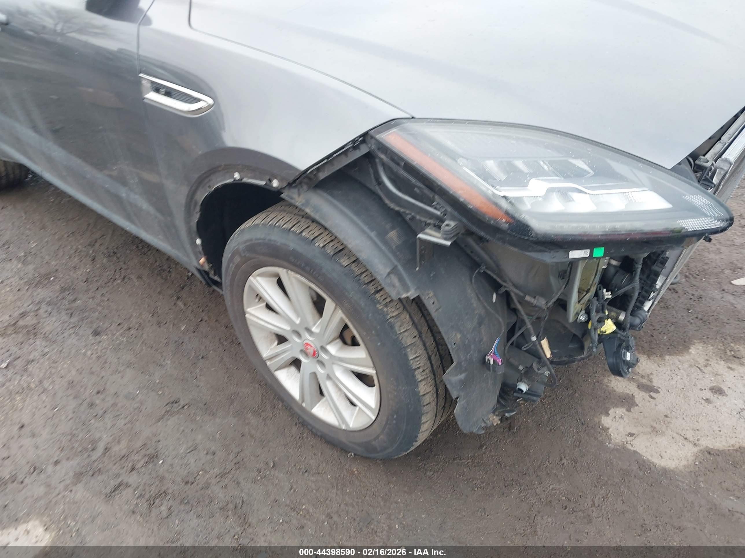 JAGUAR E-PACE image 6