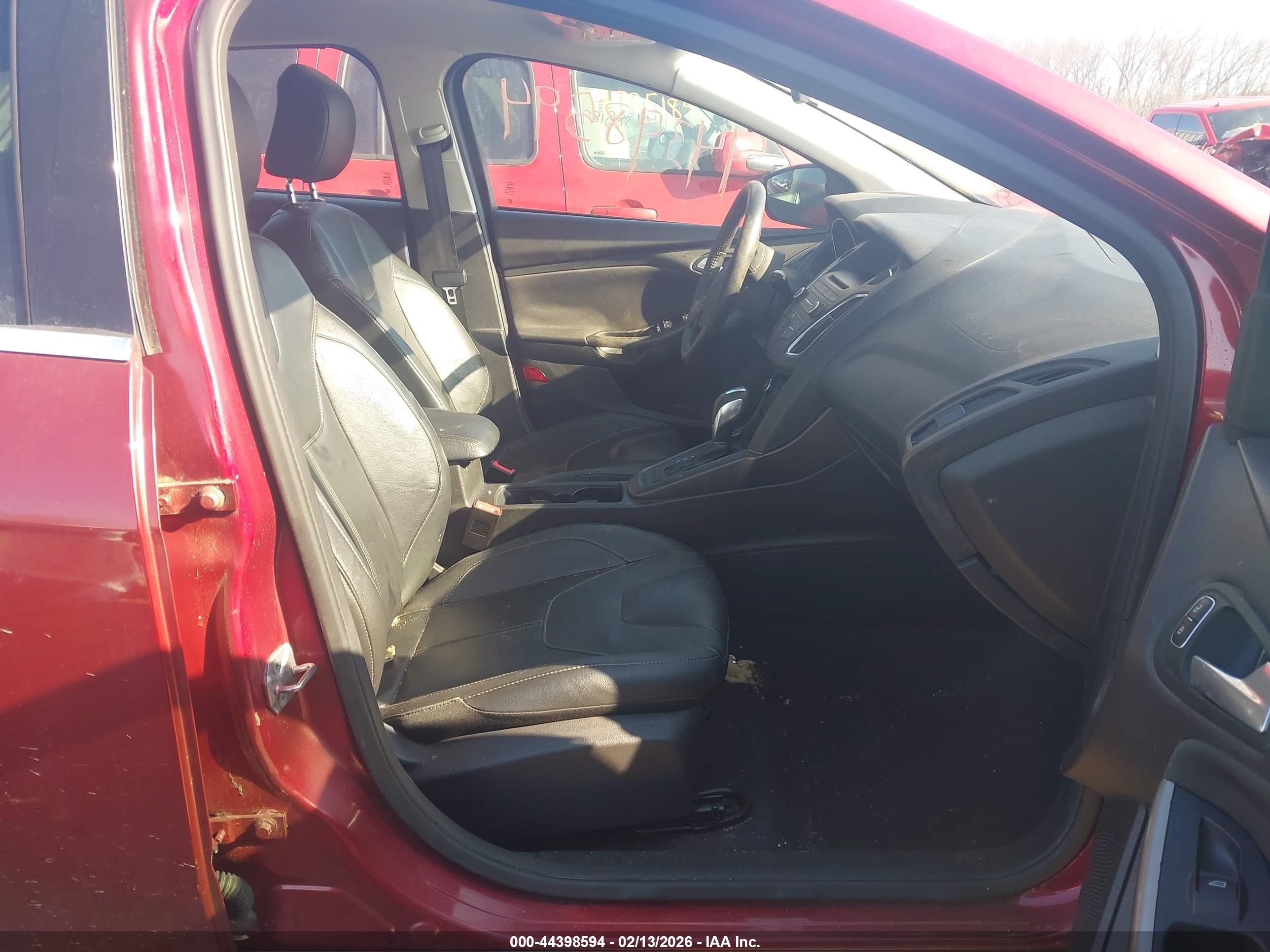 FORD FOCUS image 5