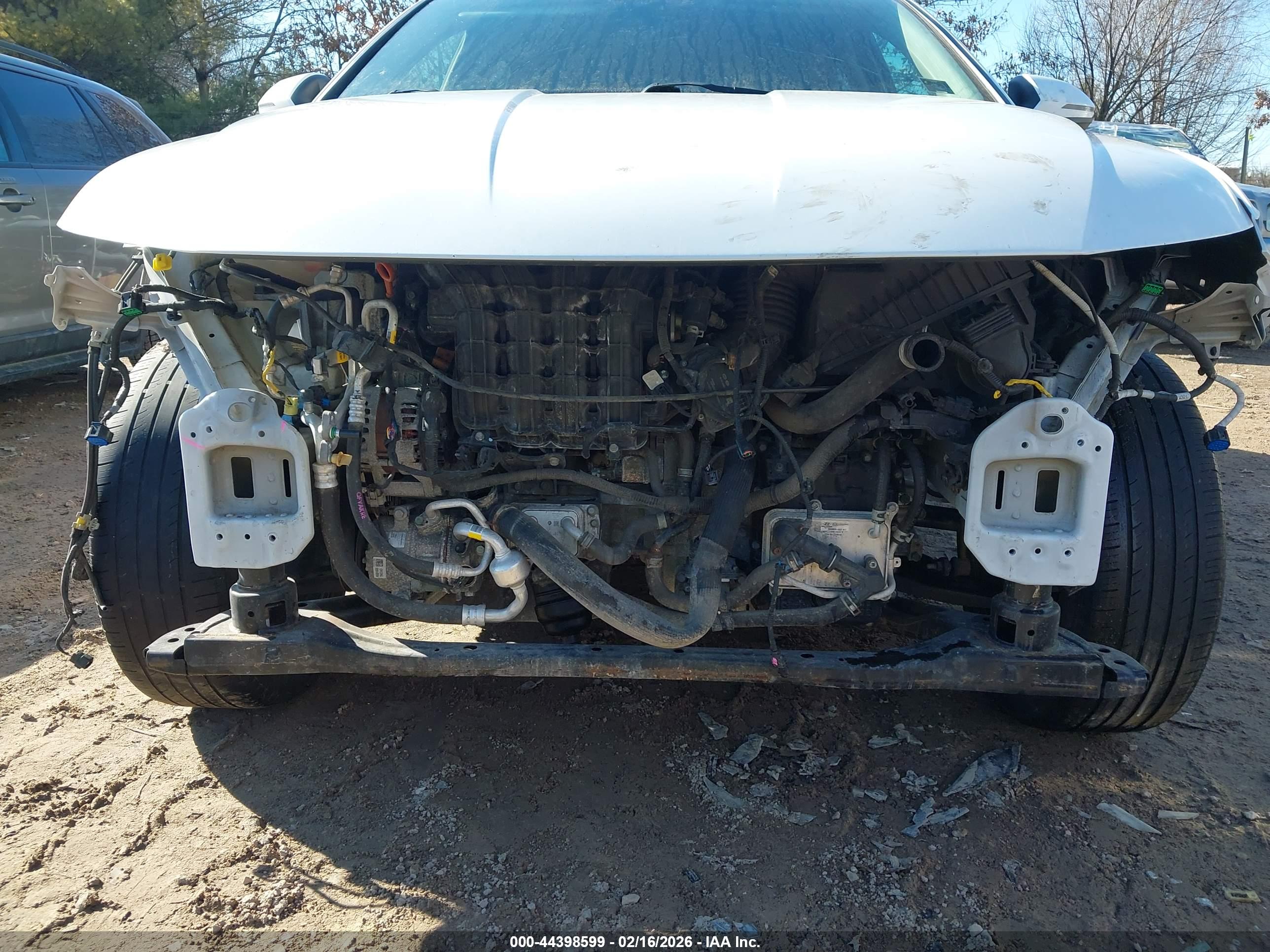 HYUNDAI TUCSON image 6