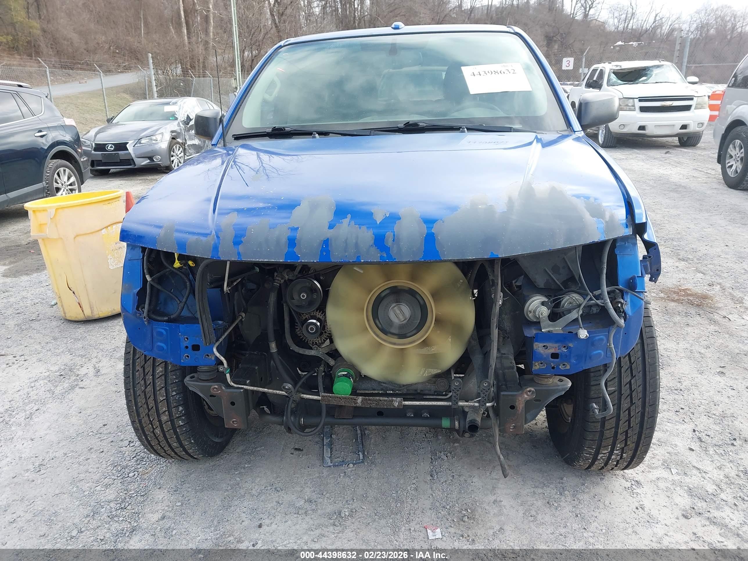 NISSAN FRONTIER image 6