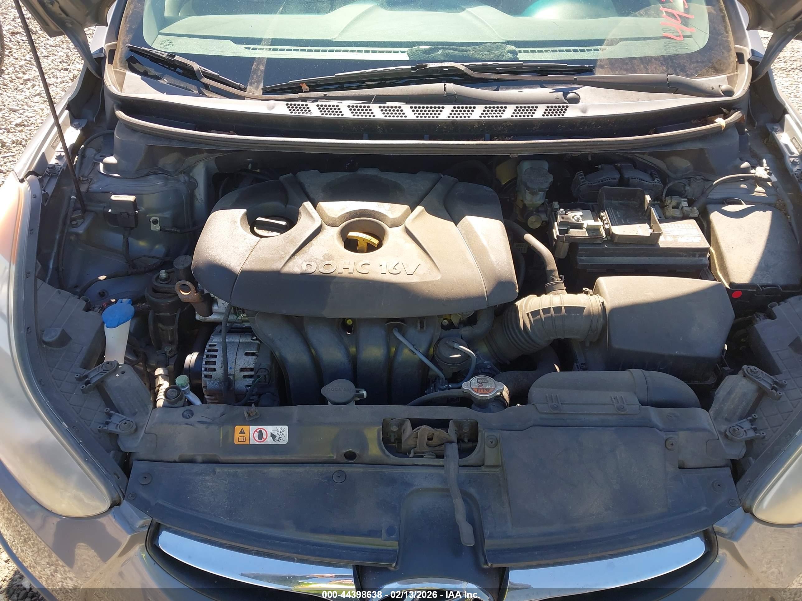 HYUNDAI ELANTRA image 10