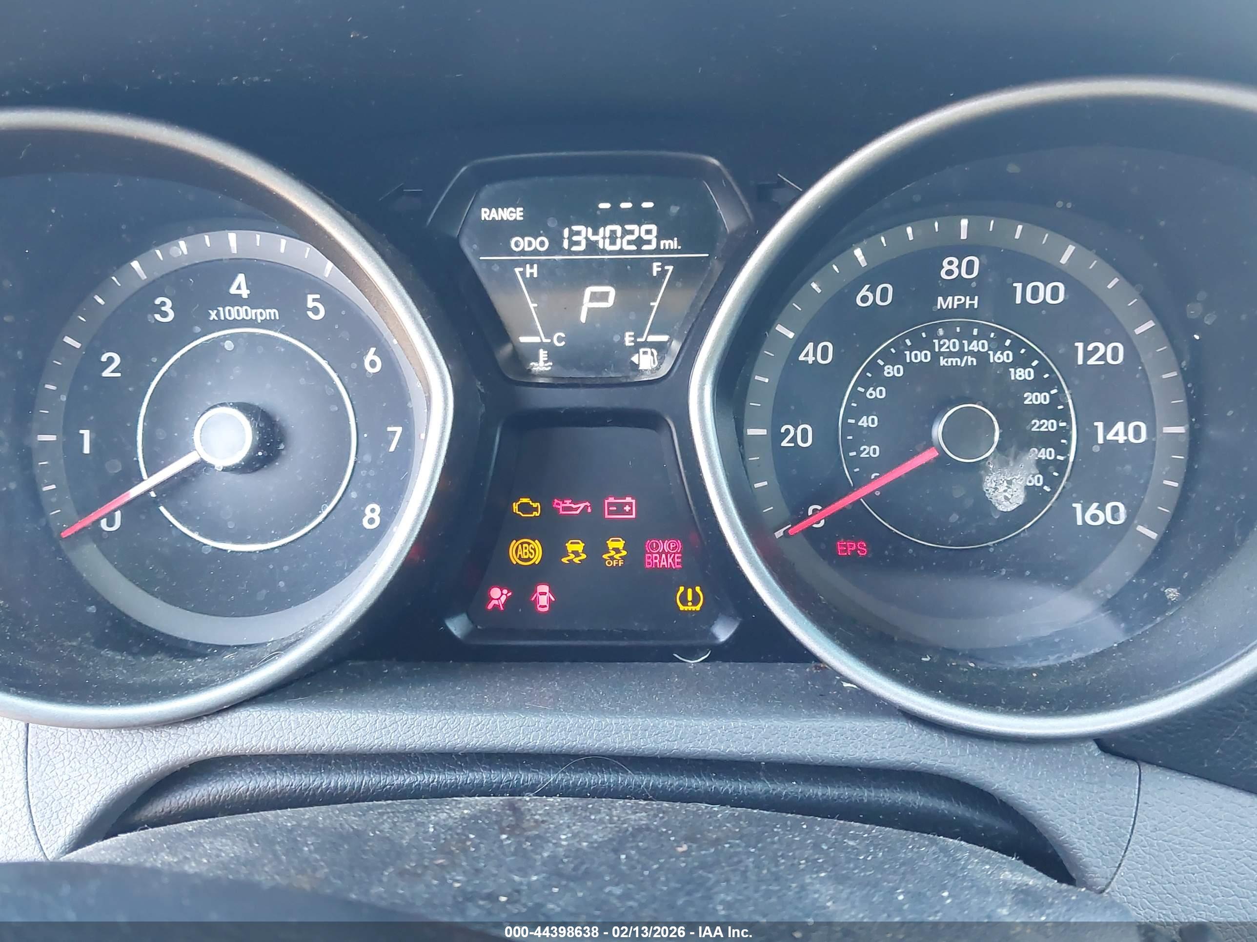 HYUNDAI ELANTRA image 7