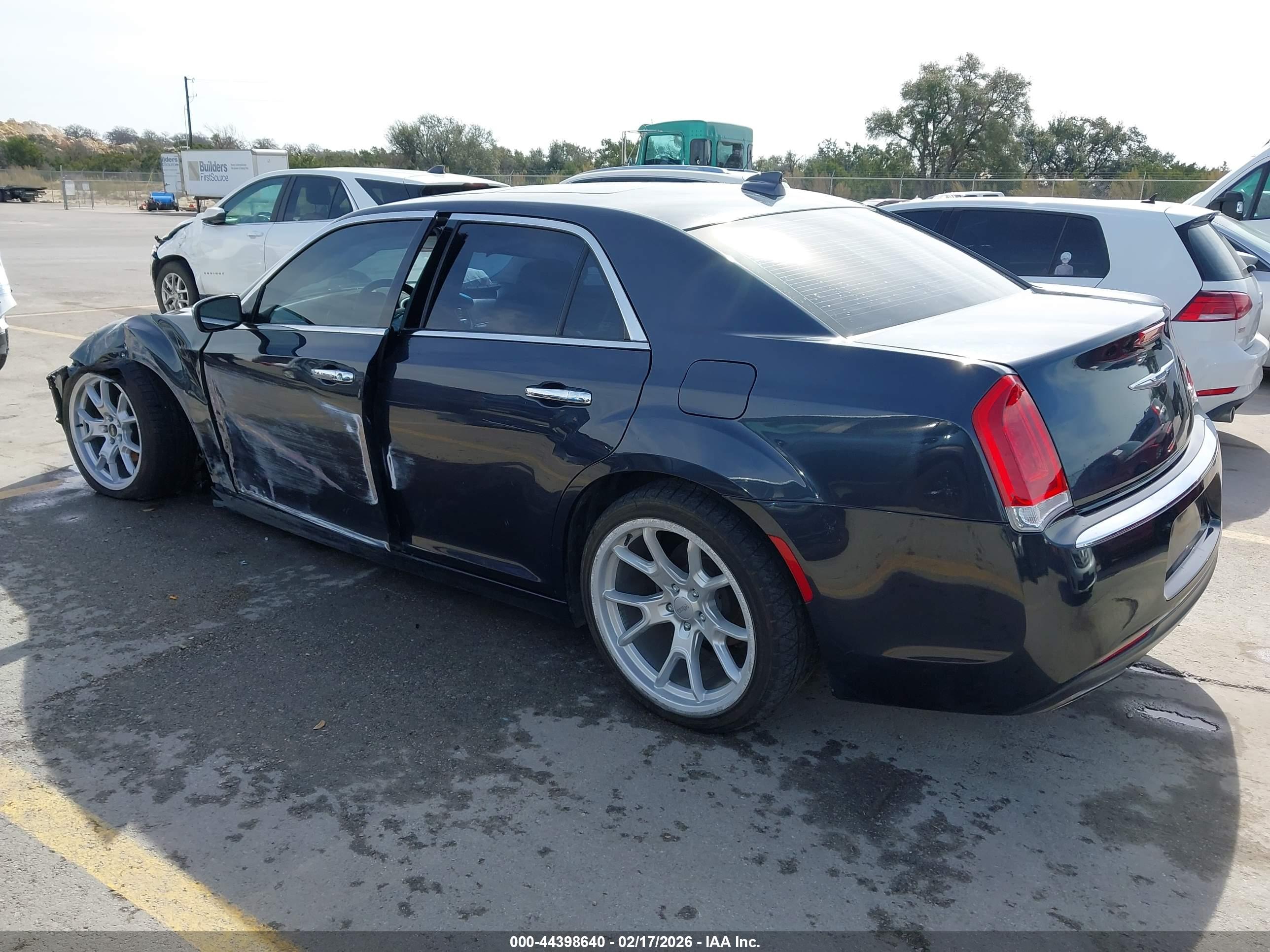 CHRYSLER 300C image 3