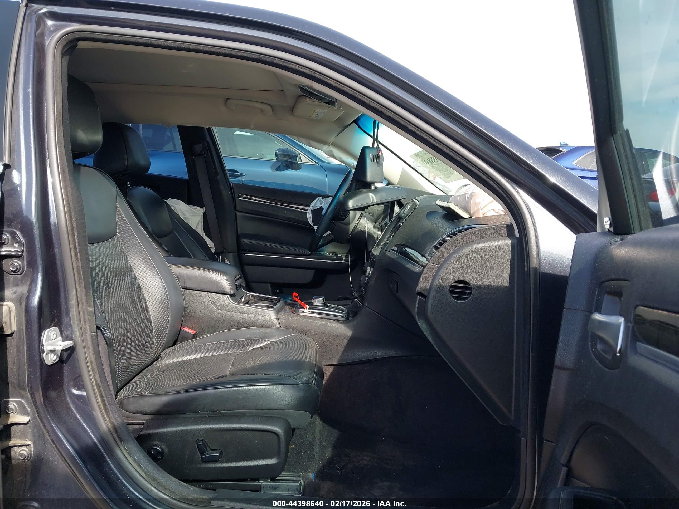 CHRYSLER 300C image 5