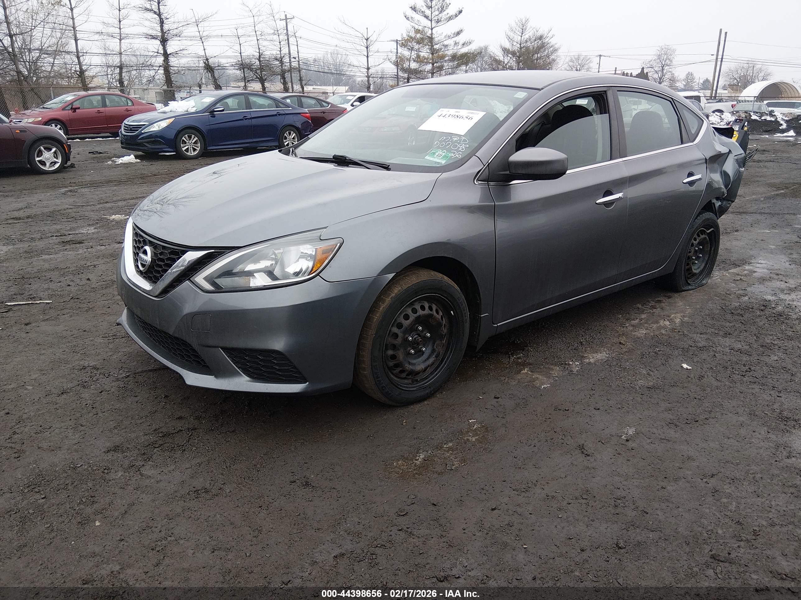 NISSAN SENTRA image 2