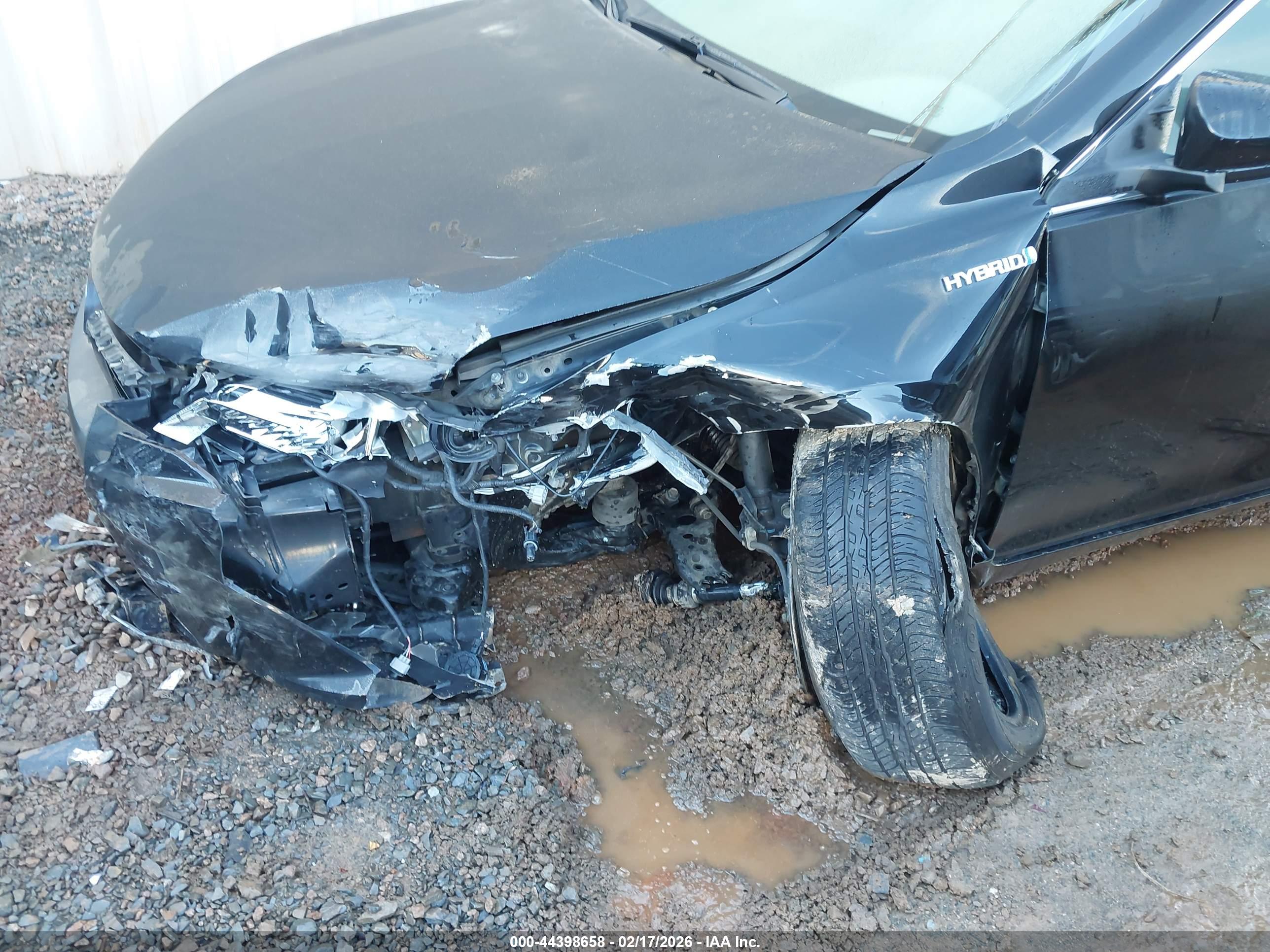 TOYOTA CAMRY image 6