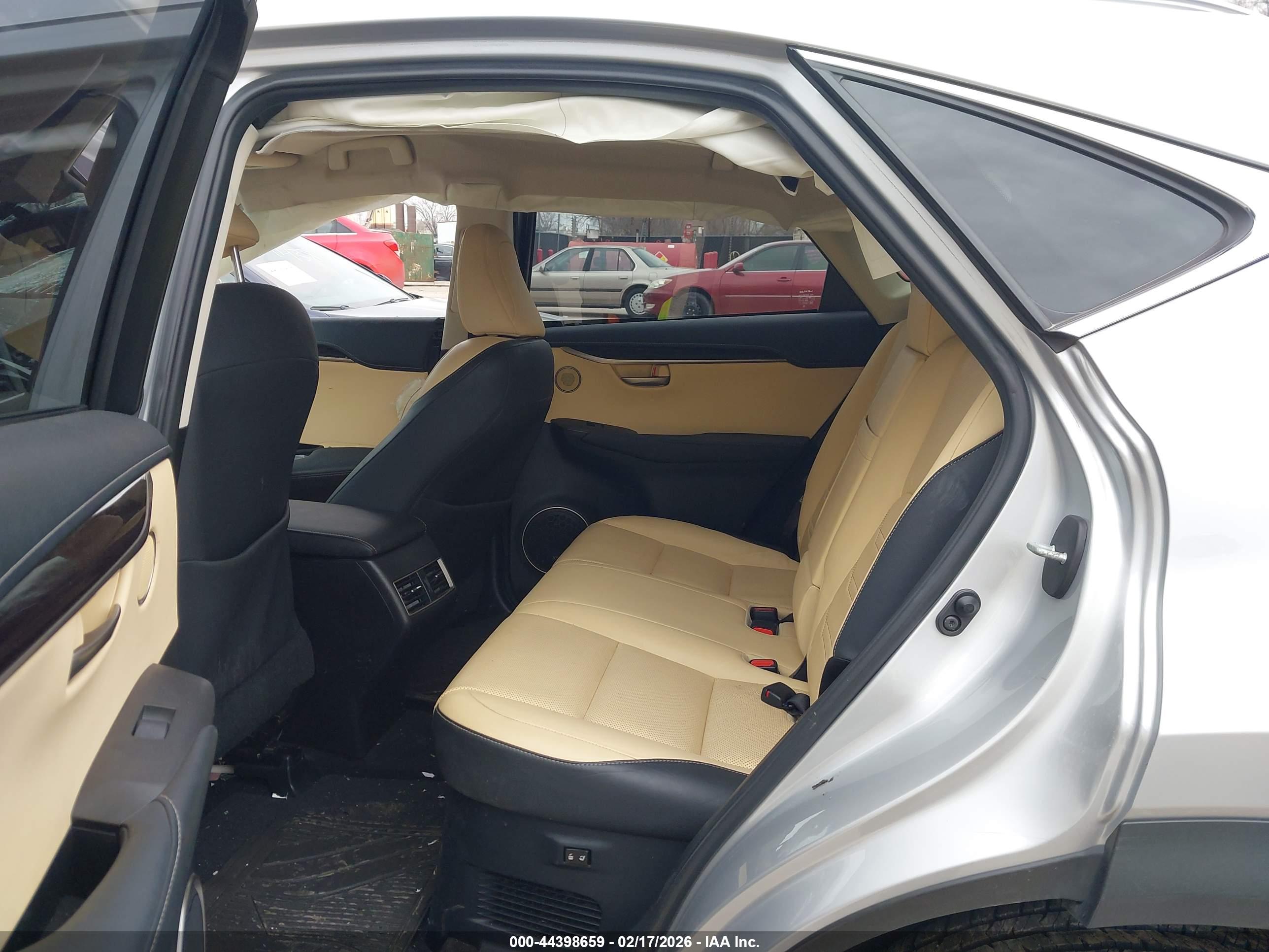 LEXUS NX image 8