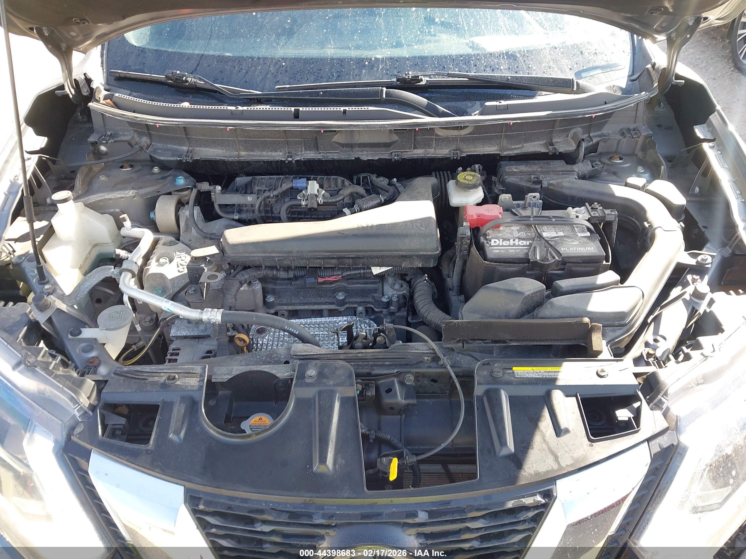 NISSAN ROGUE image 10