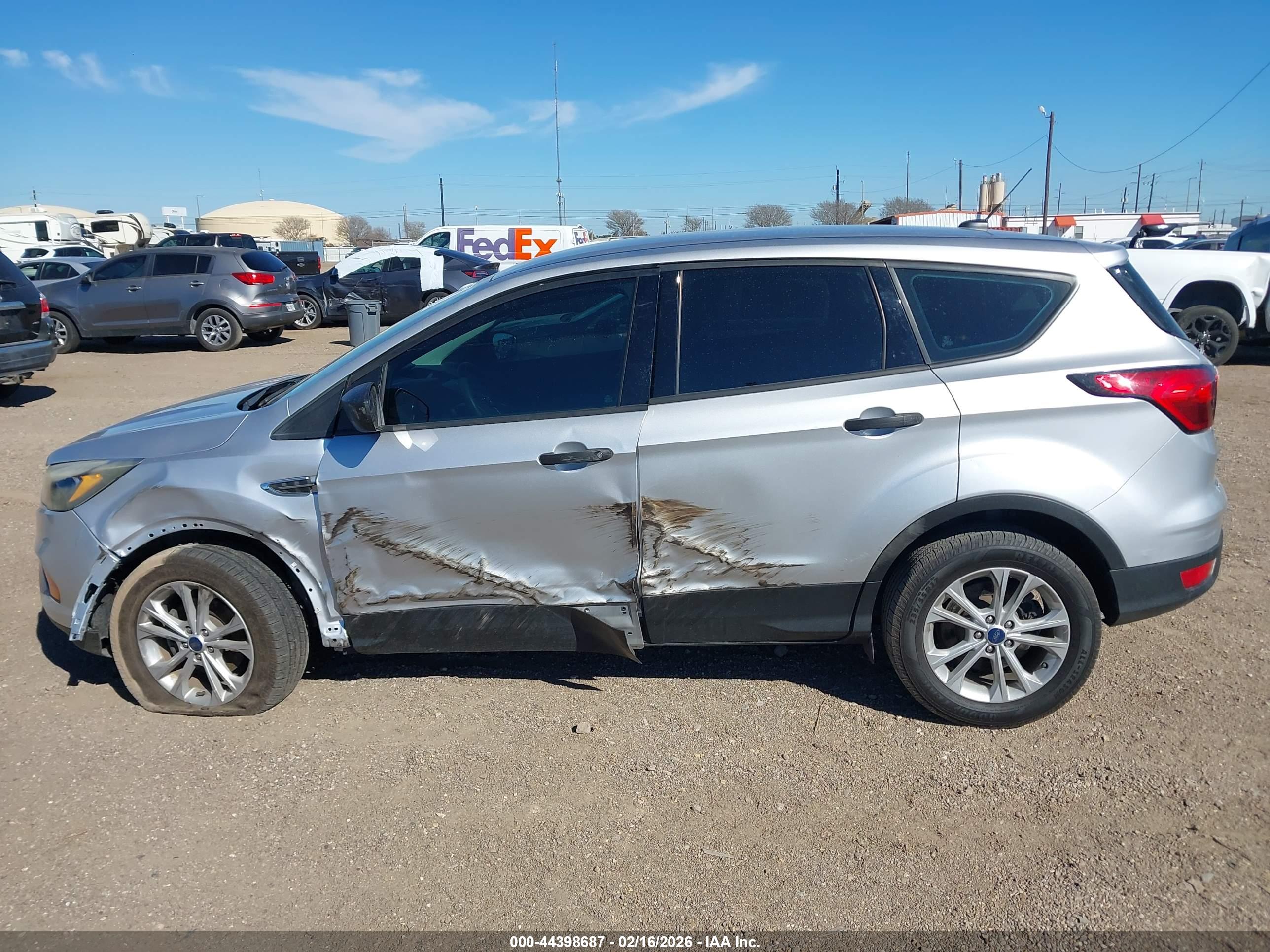 FORD ESCAPE image 6