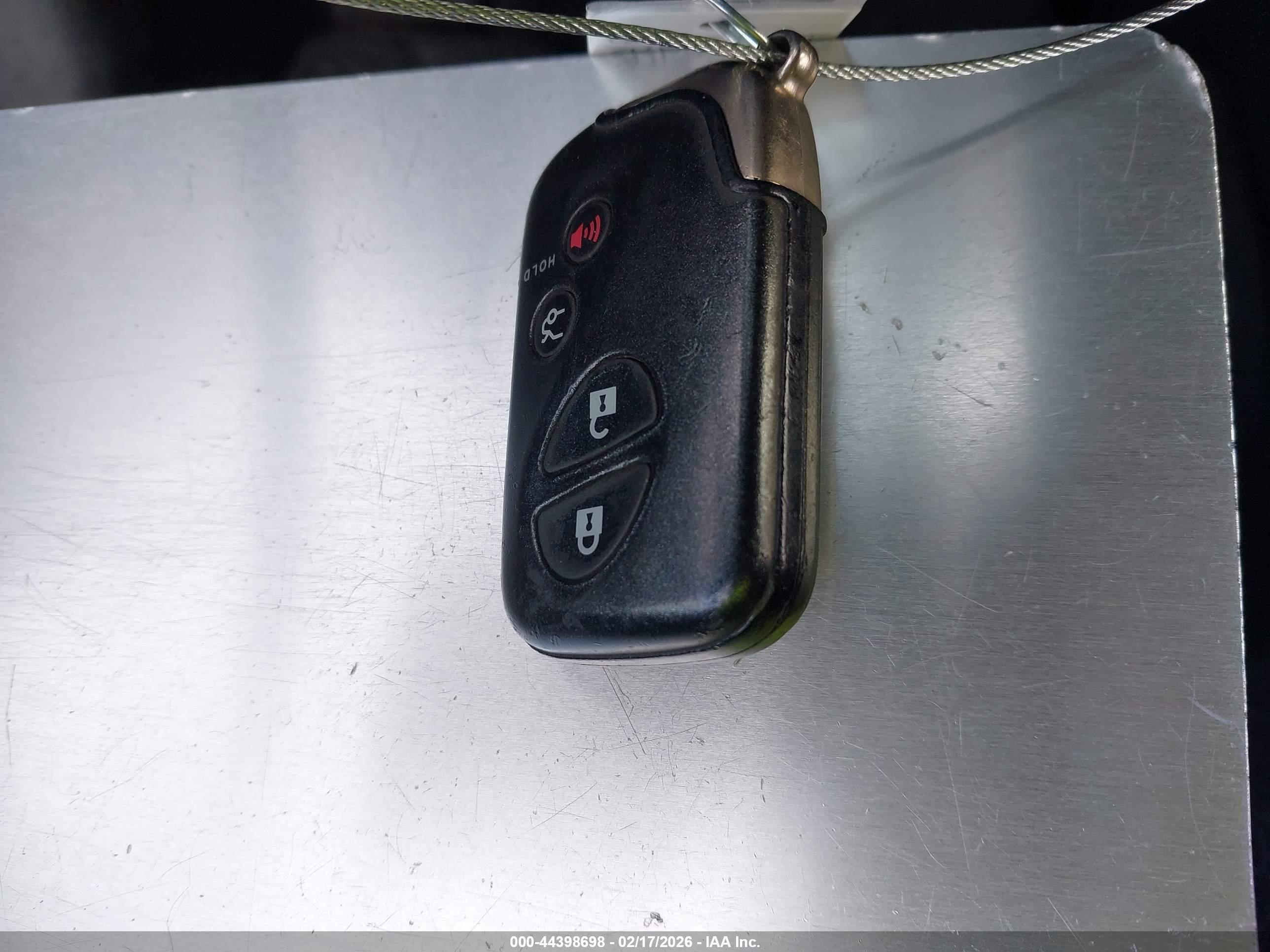 LEXUS ES image 11