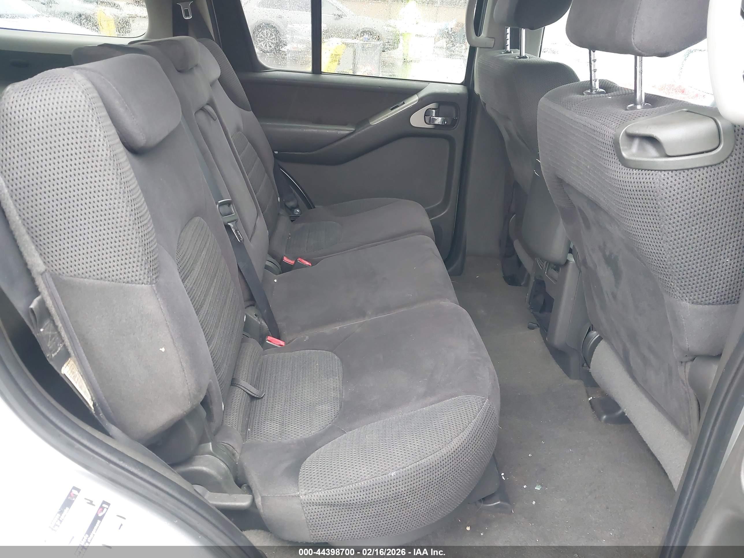 NISSAN PATHFINDER image 8