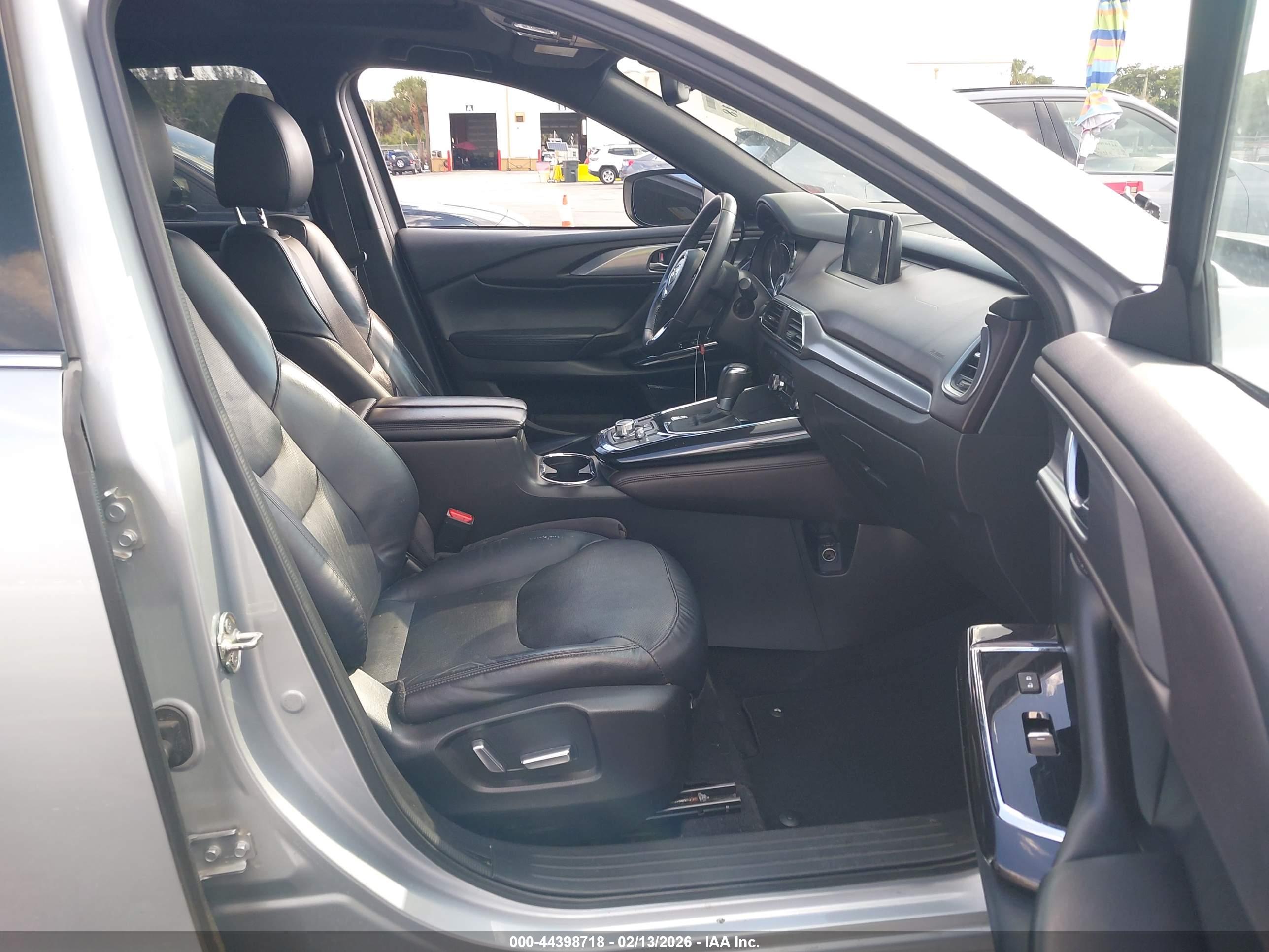 MAZDA CX-9 image 5