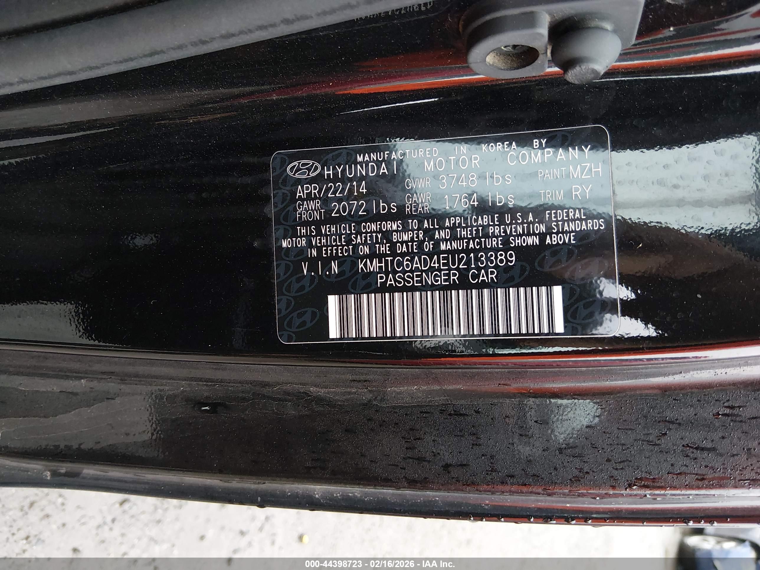 HYUNDAI VELOSTER image 9