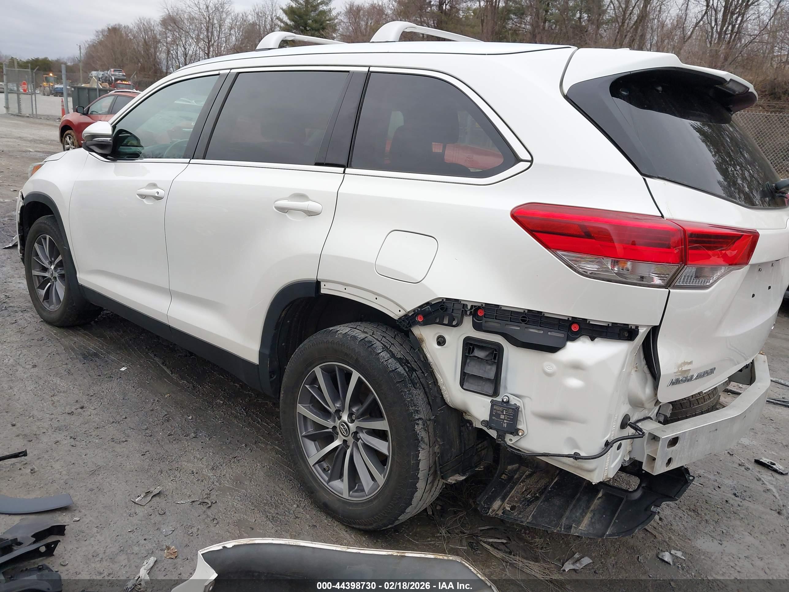 TOYOTA HIGHLANDER image 3