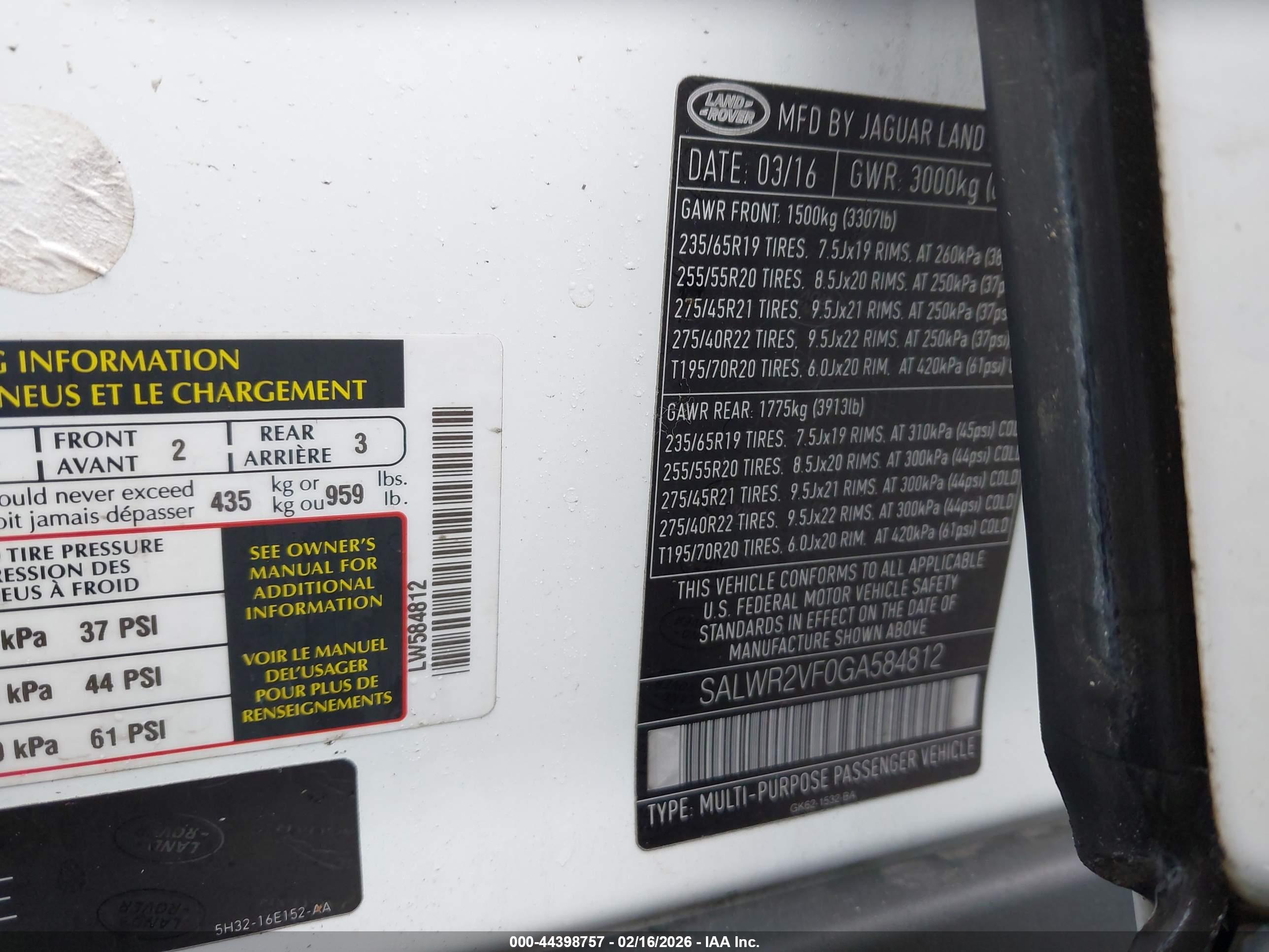 LAND ROVER image 9