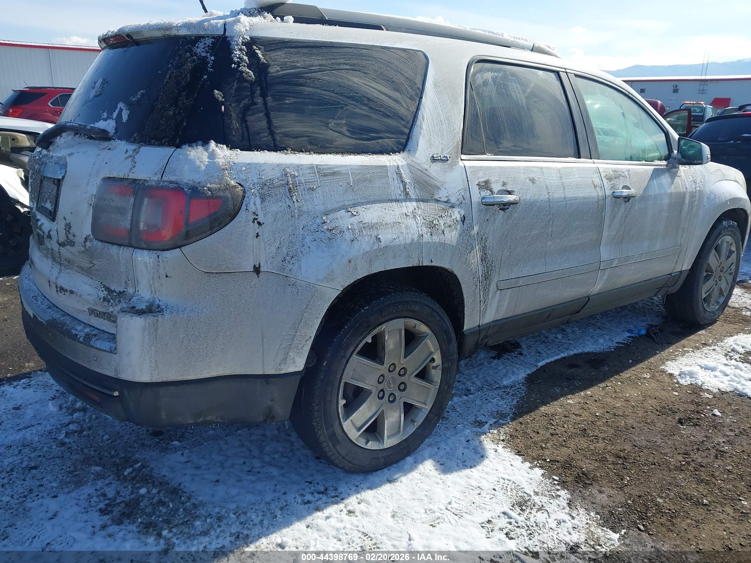 GMC ACADIA image 4