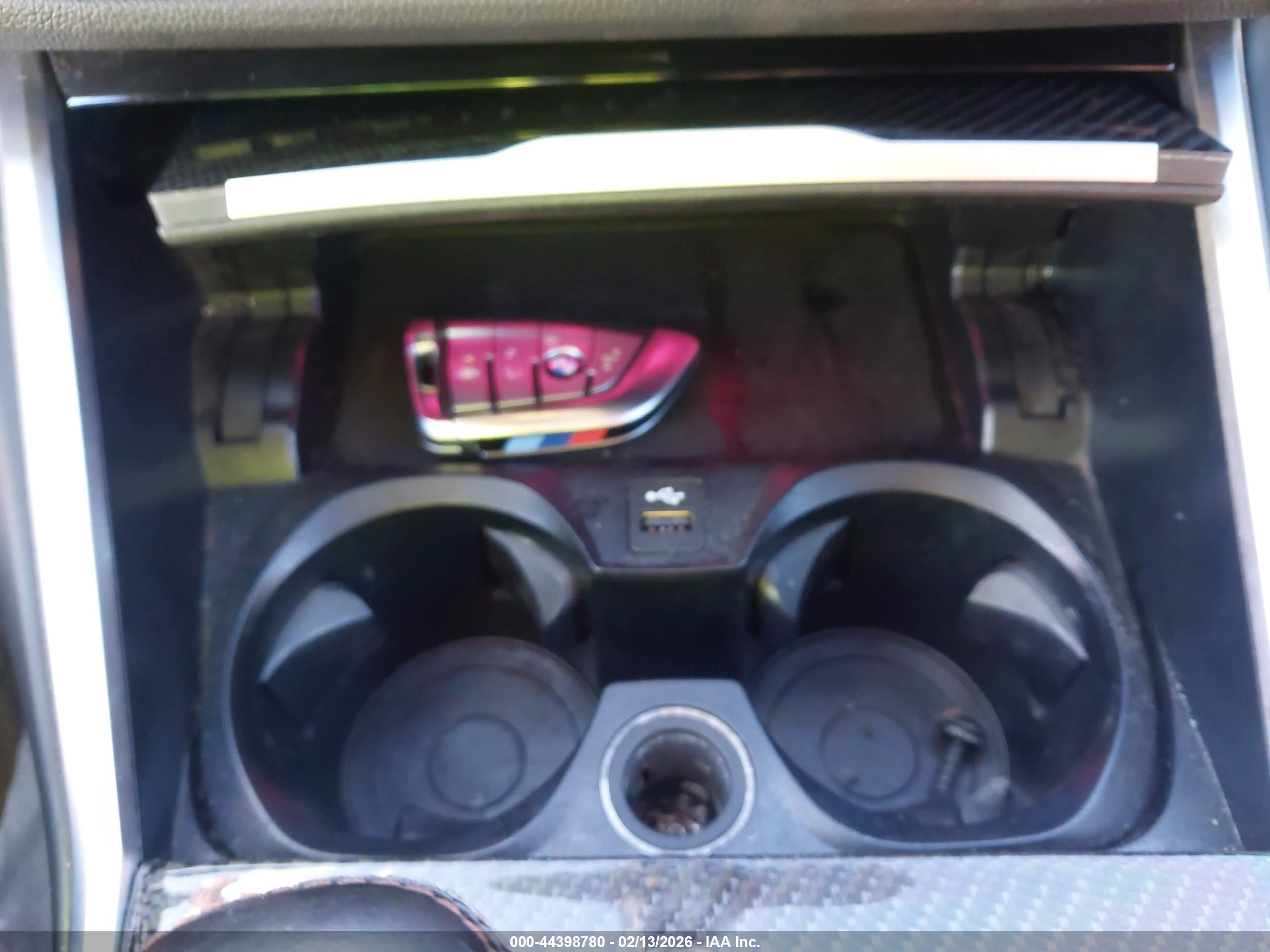 BMW M4 image 11