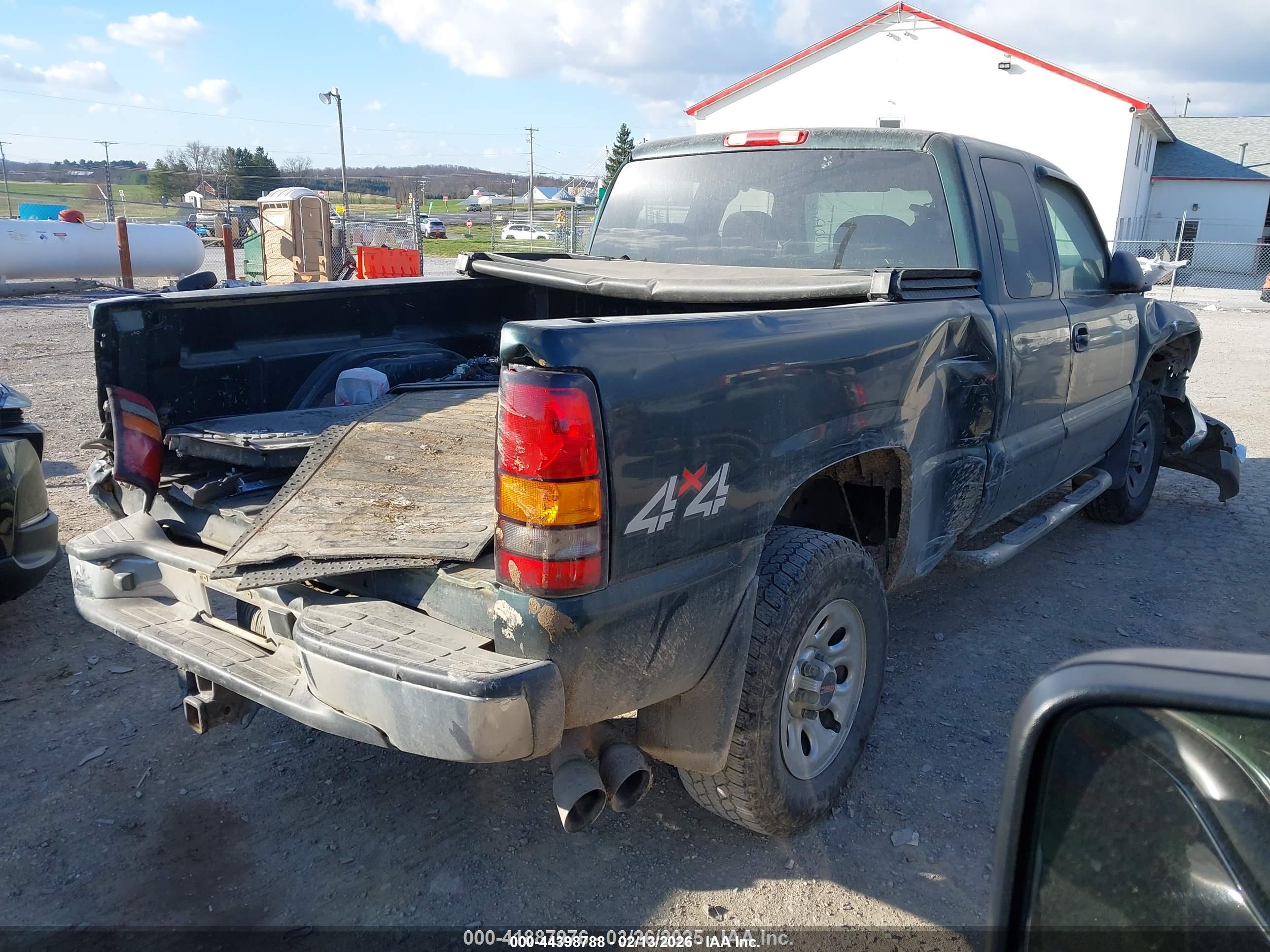 GMC SIERRA image 4