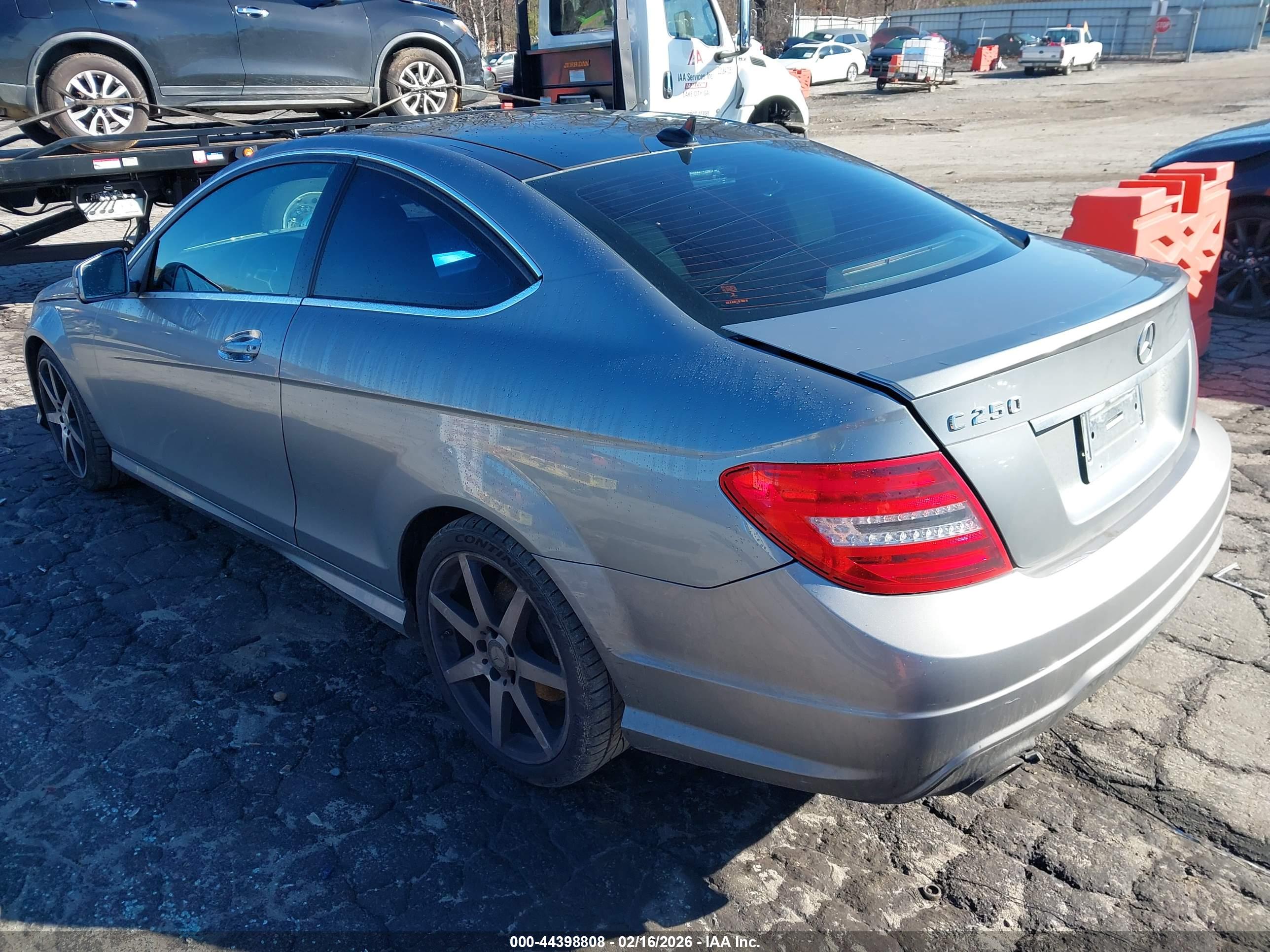 MERCEDES-BENZ C image 3
