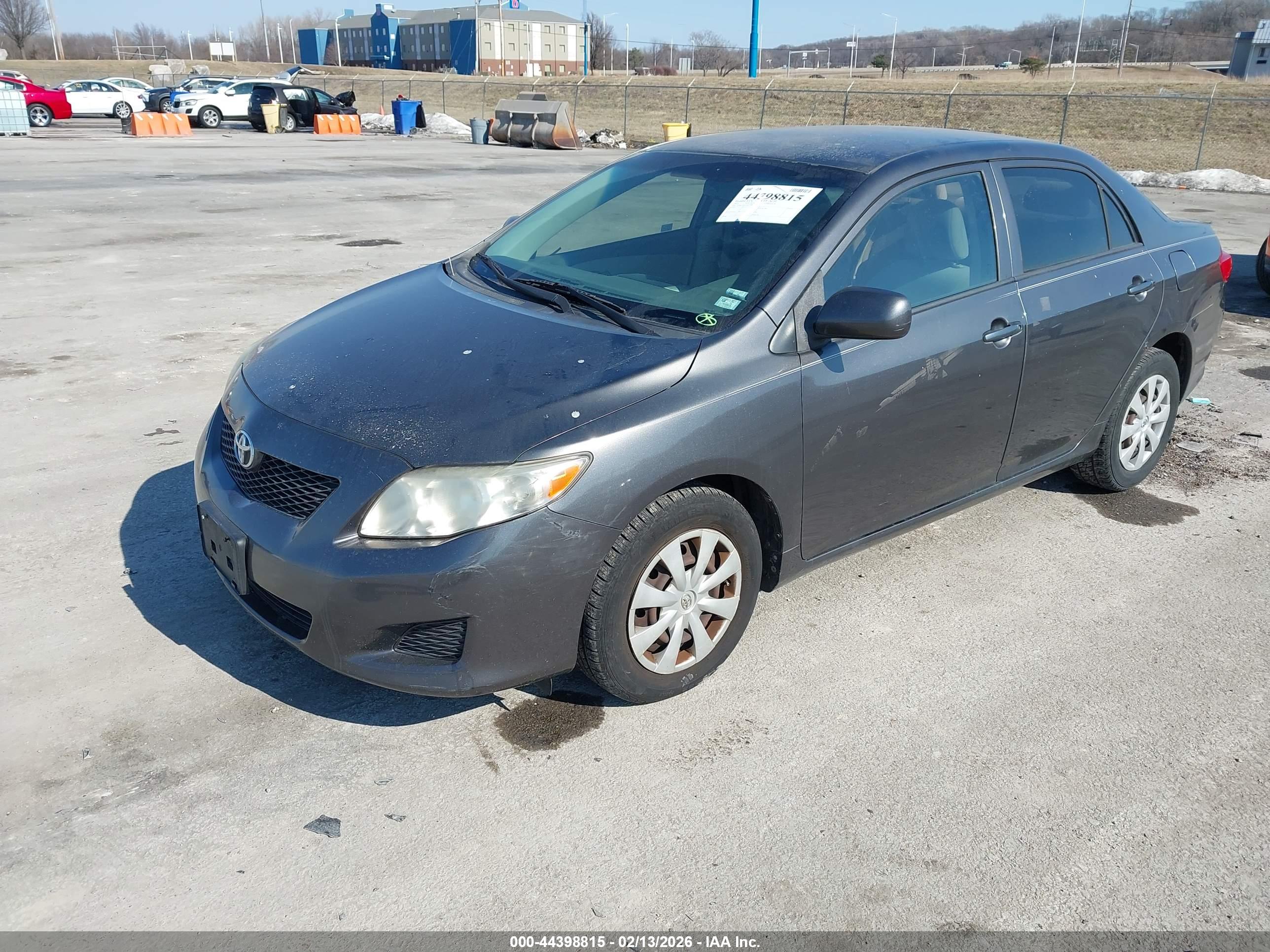 TOYOTA COROLLA image 2