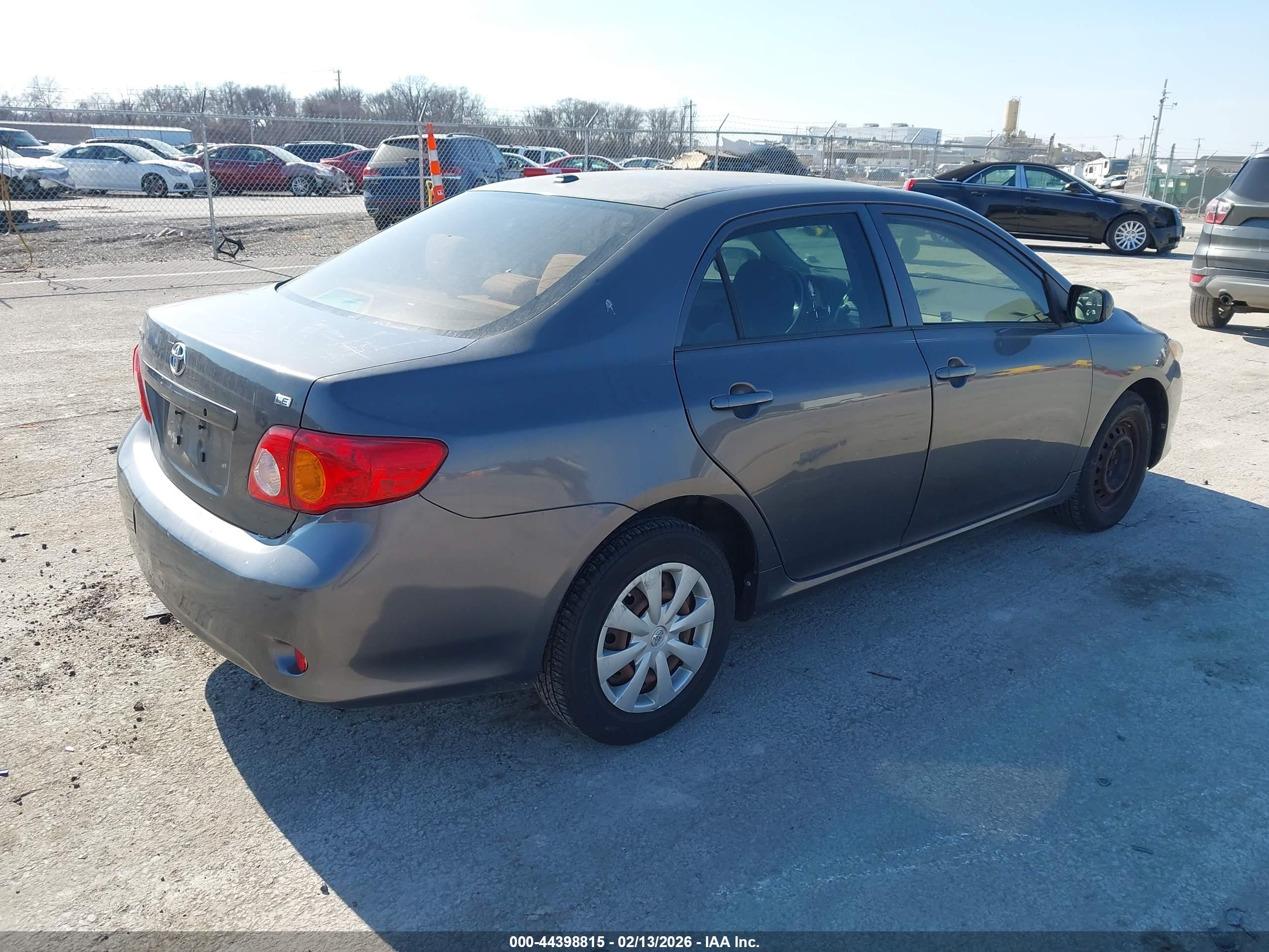 TOYOTA COROLLA image 4
