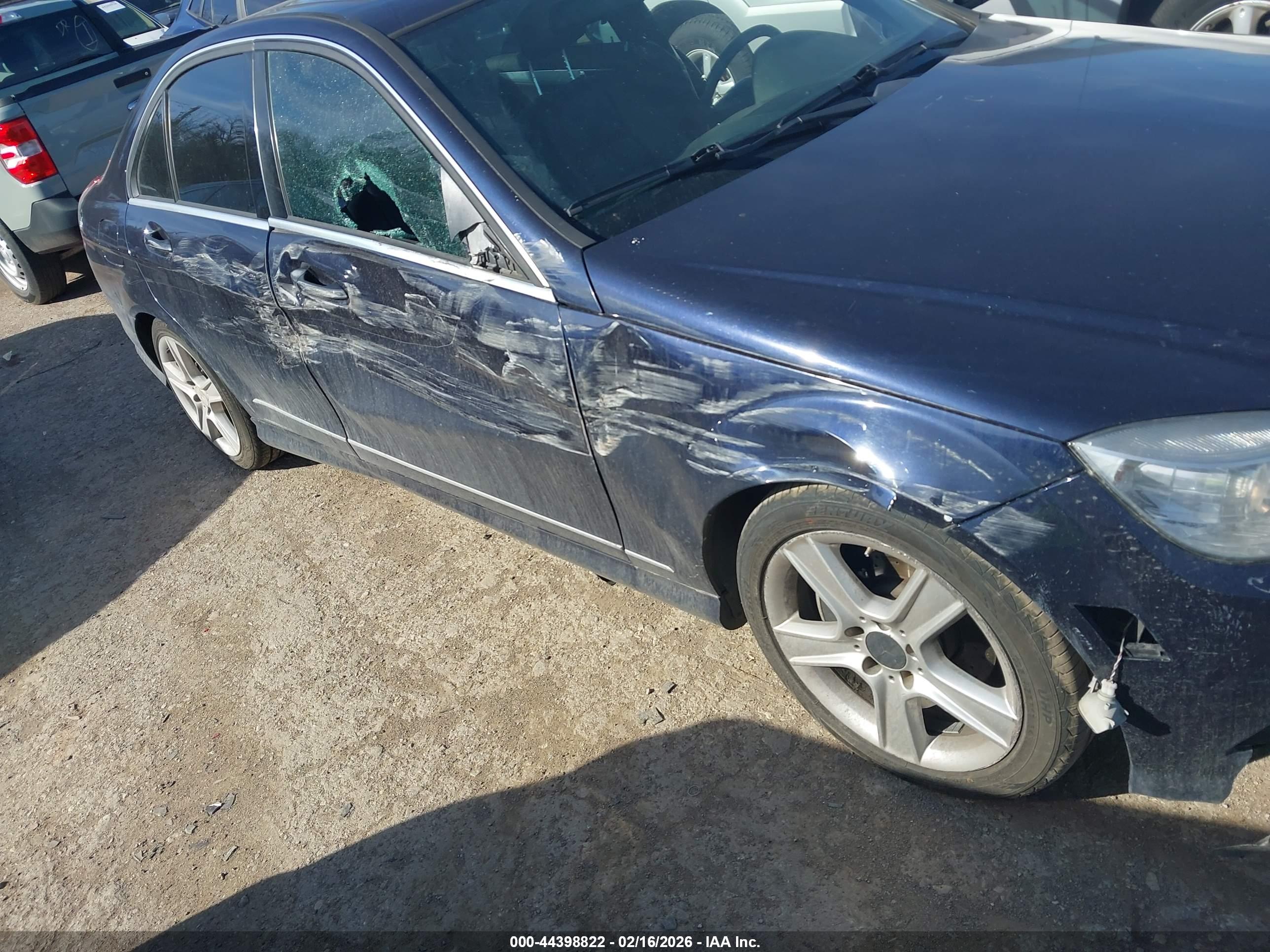 MERCEDES-BENZ C image 6