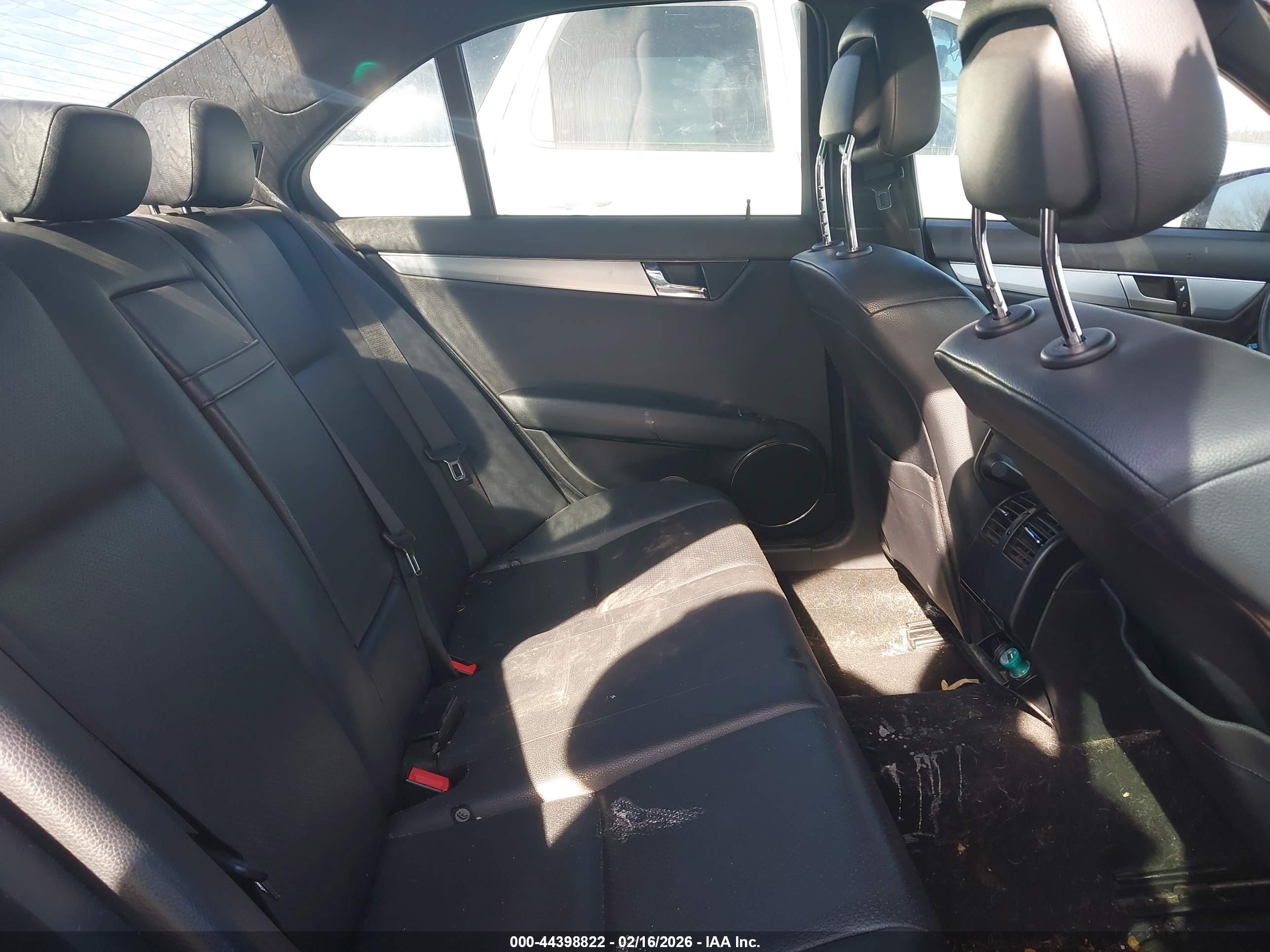 MERCEDES-BENZ C image 8