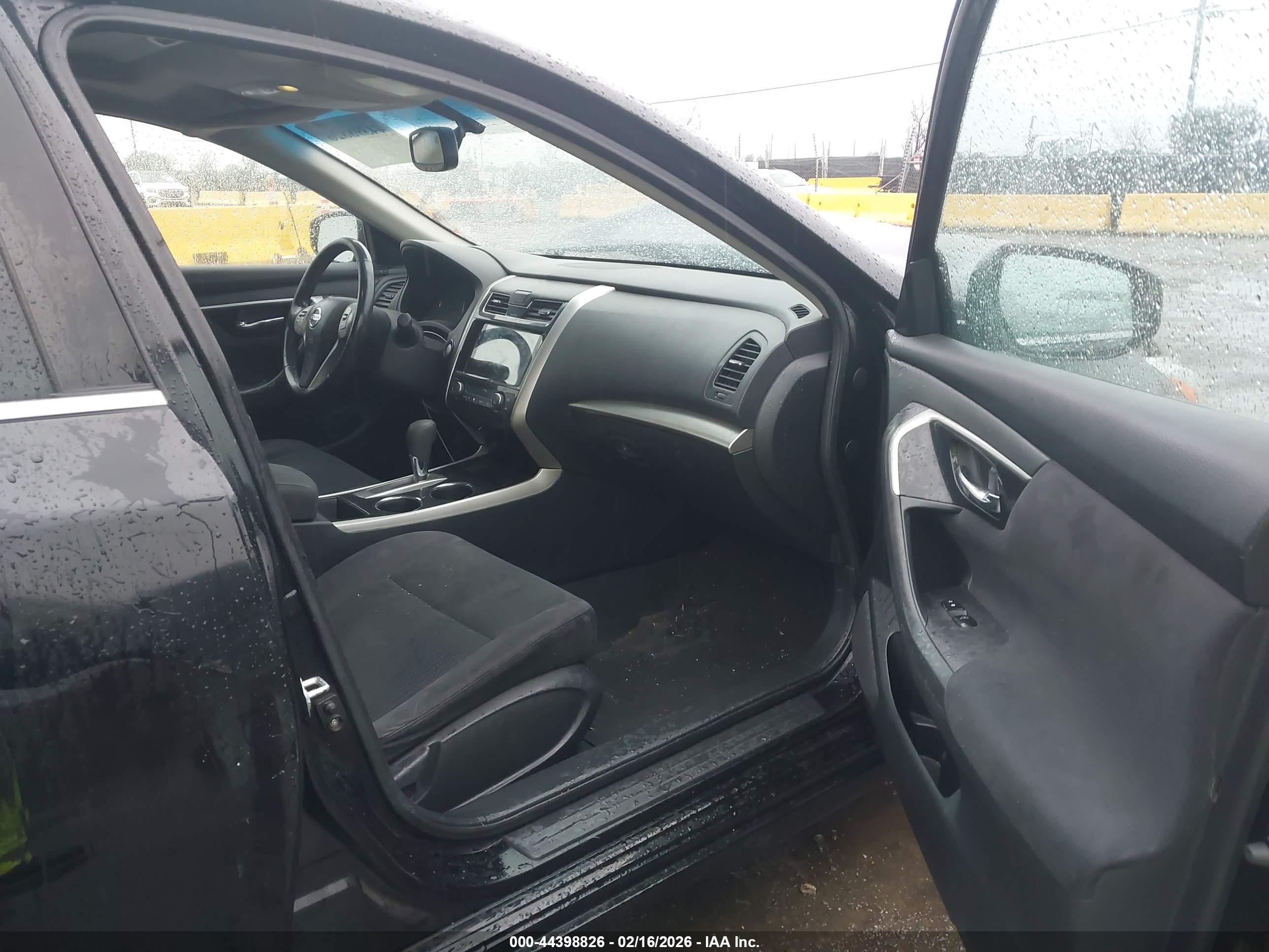 NISSAN ALTIMA image 5