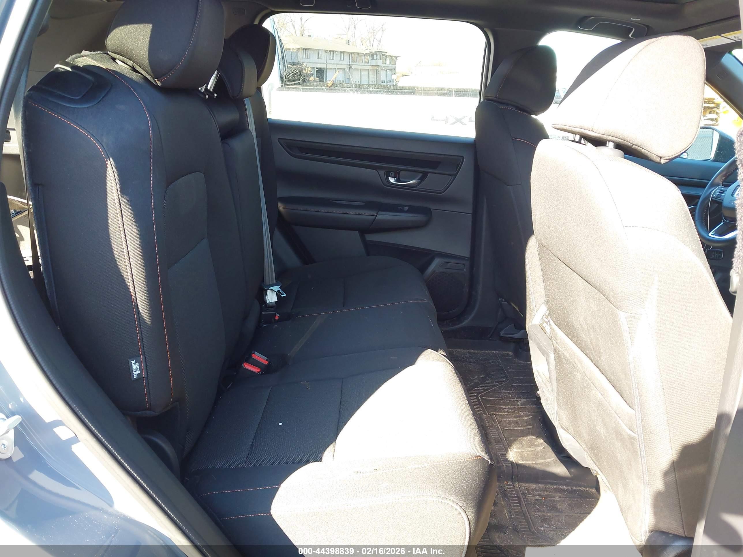 HONDA CR-V image 8