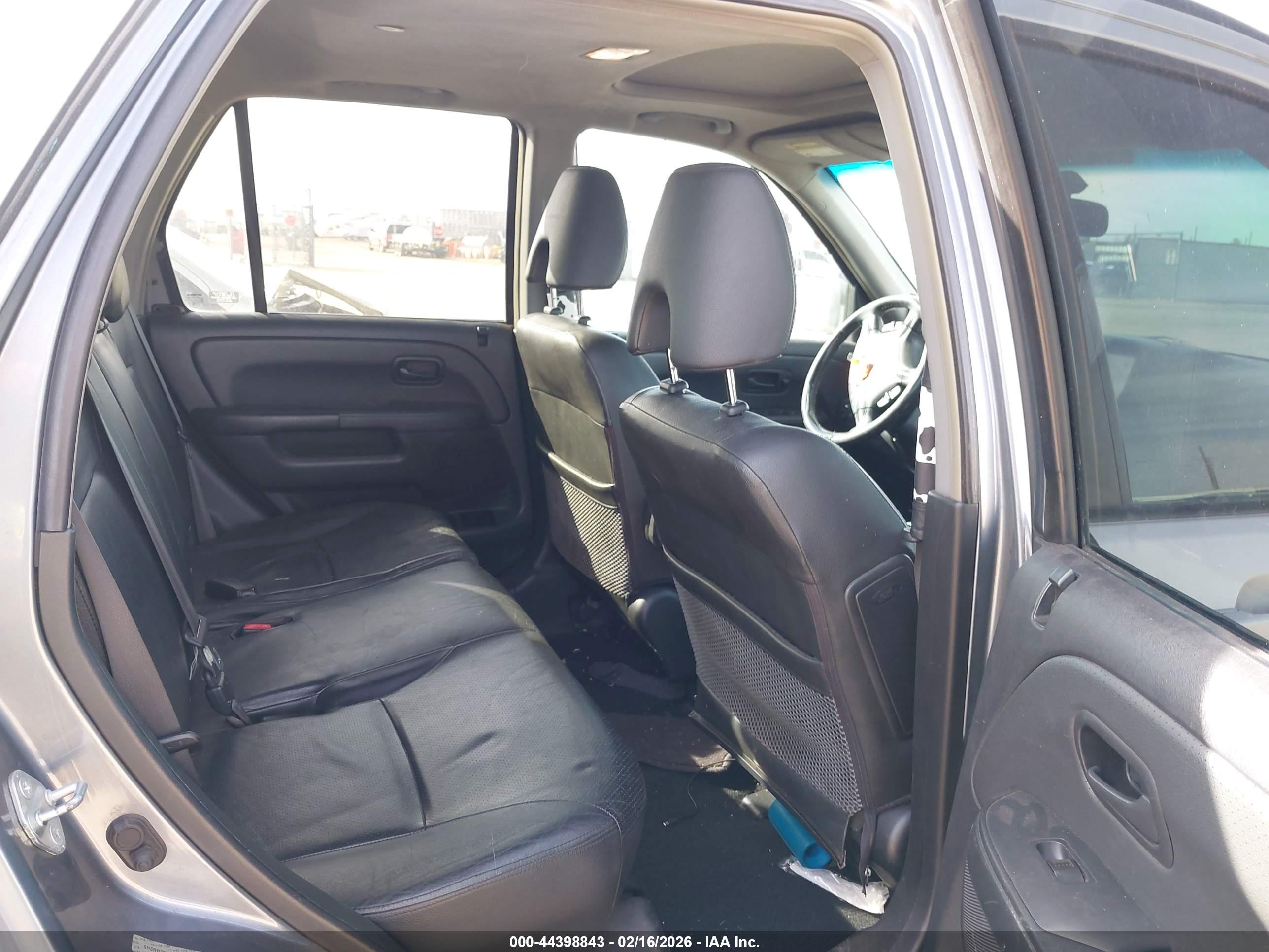HONDA CR-V image 8