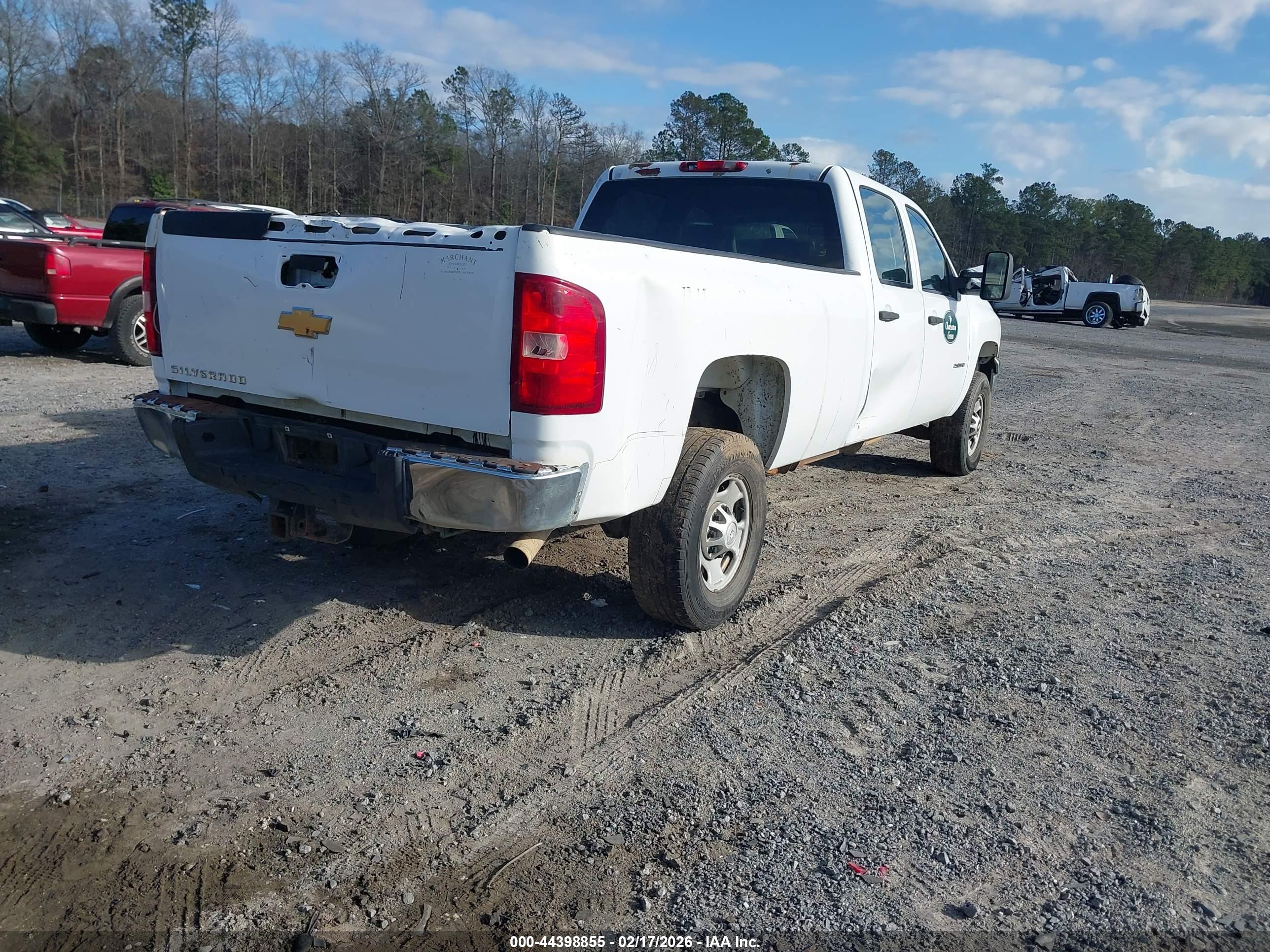 CHEVROLET SILVERADO image 4