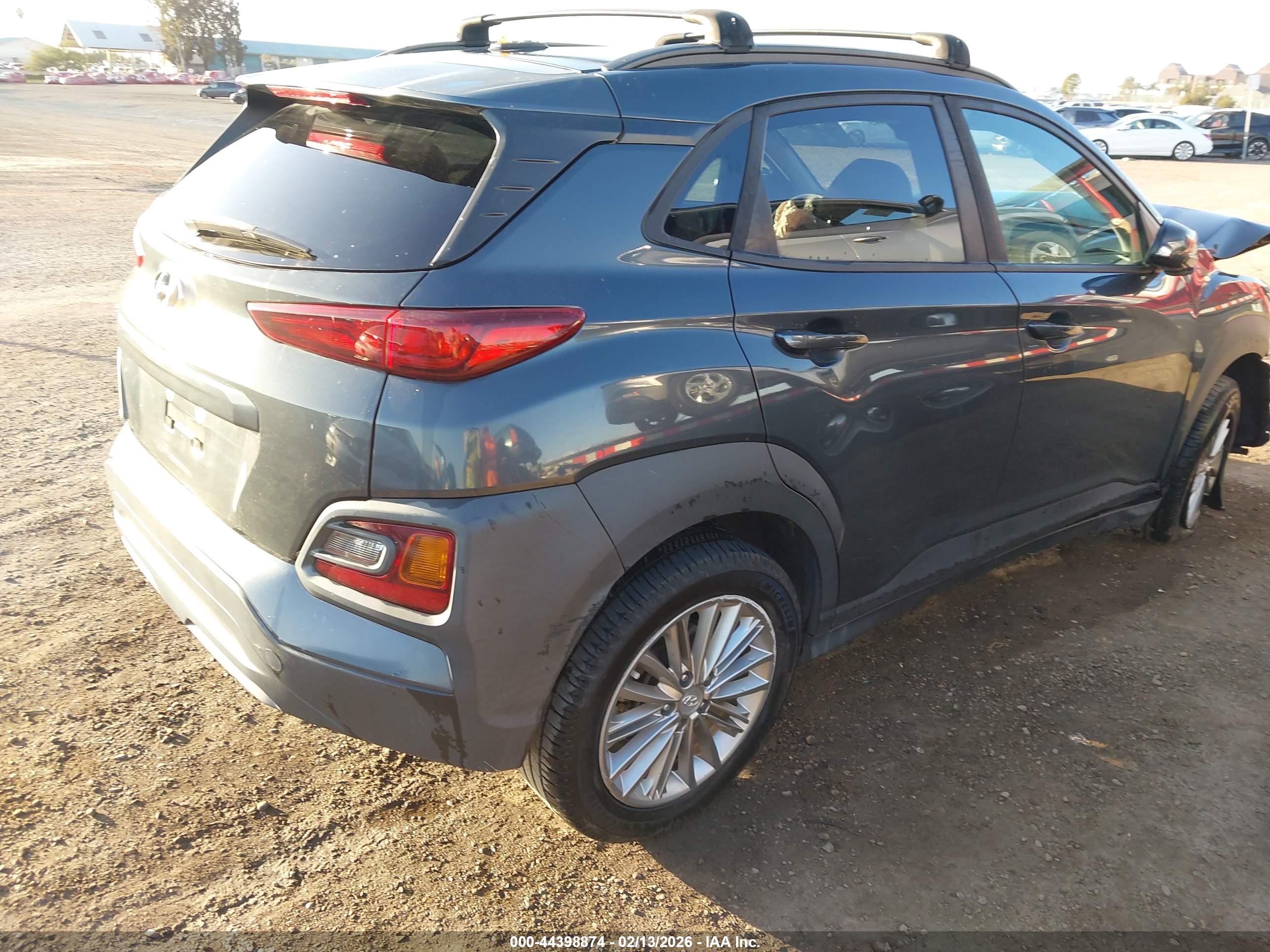 HYUNDAI KONA image 4