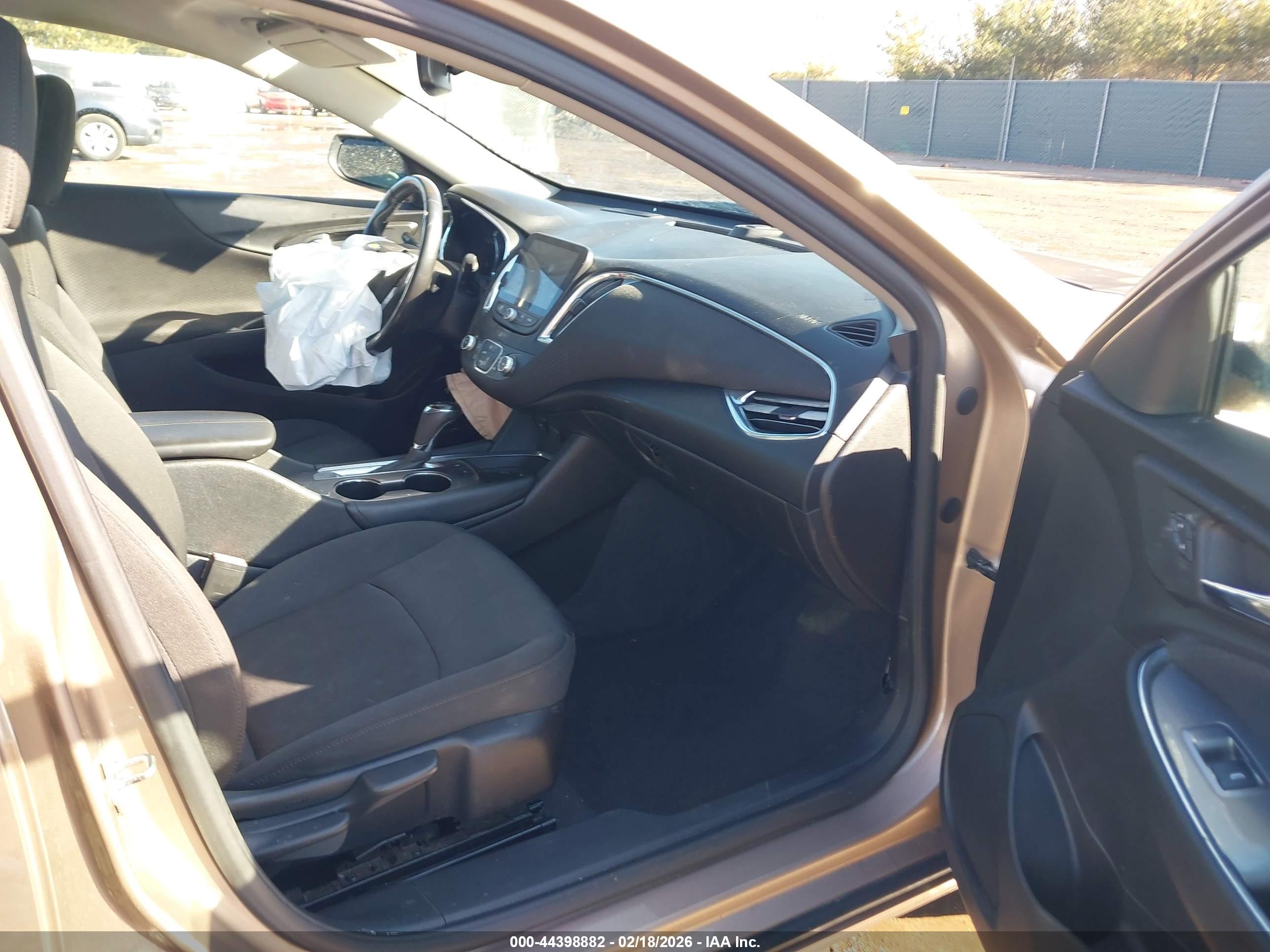 CHEVROLET MALIBU image 5