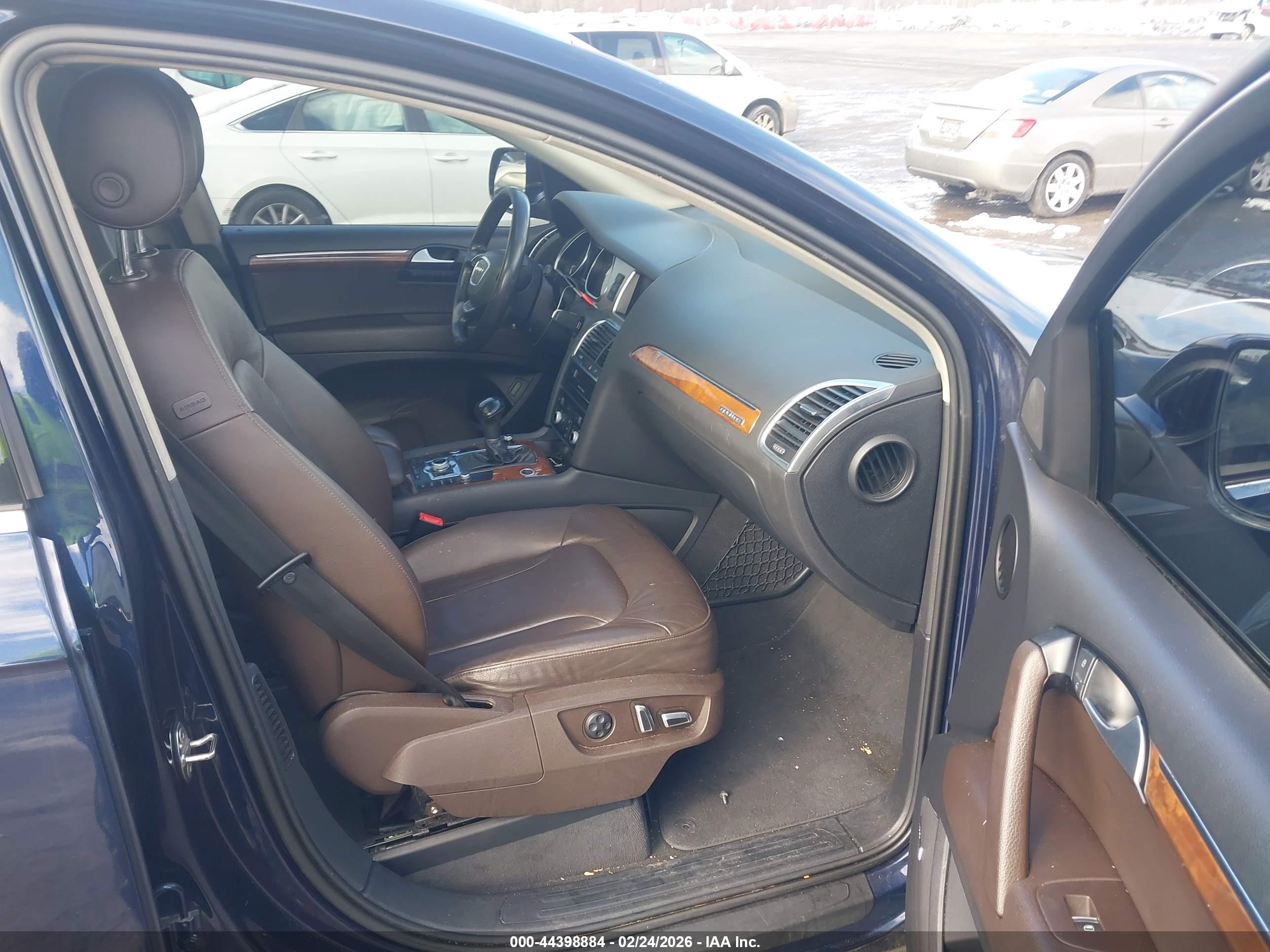 AUDI Q7 image 5