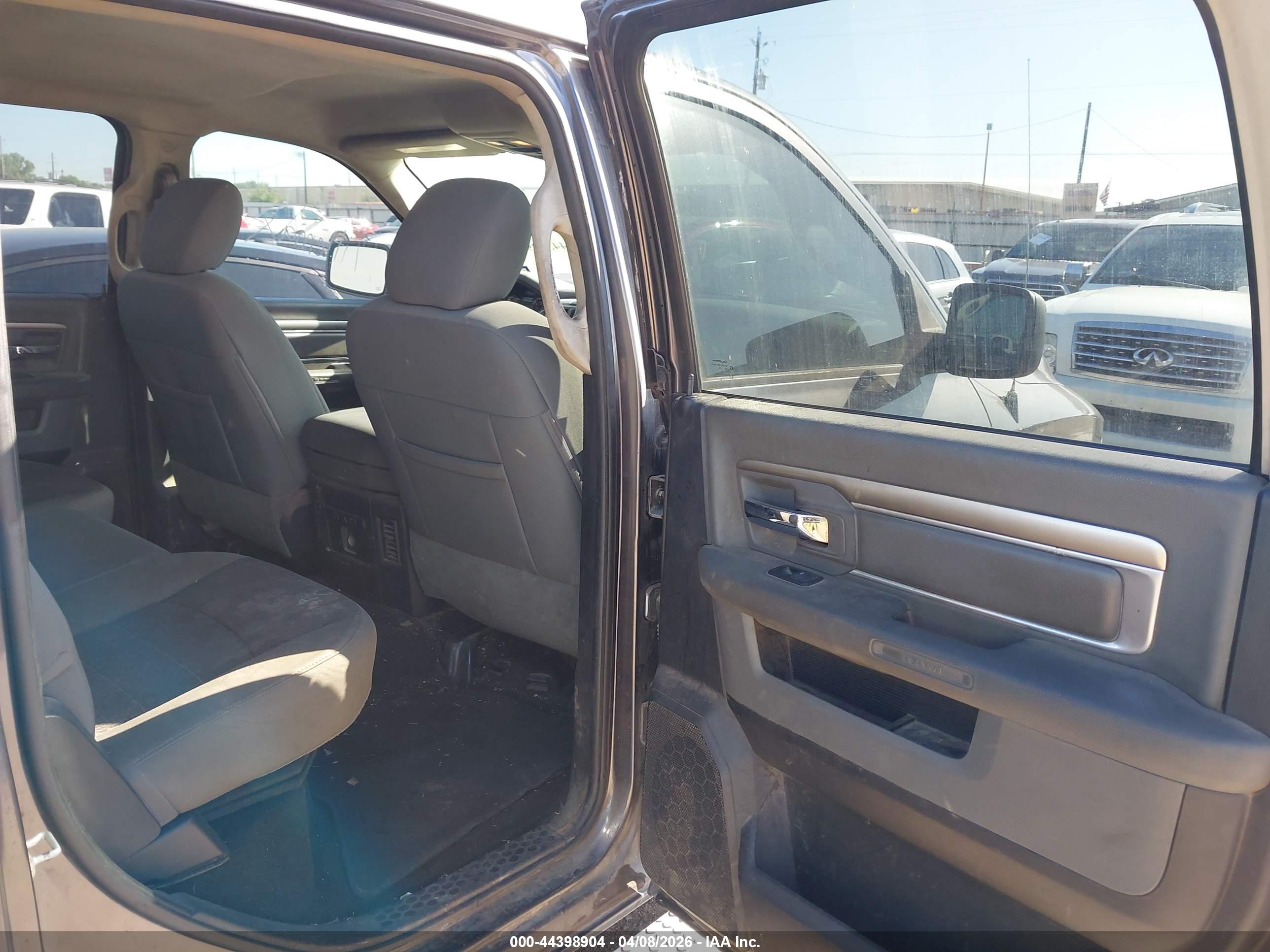 RAM 1500 image 8