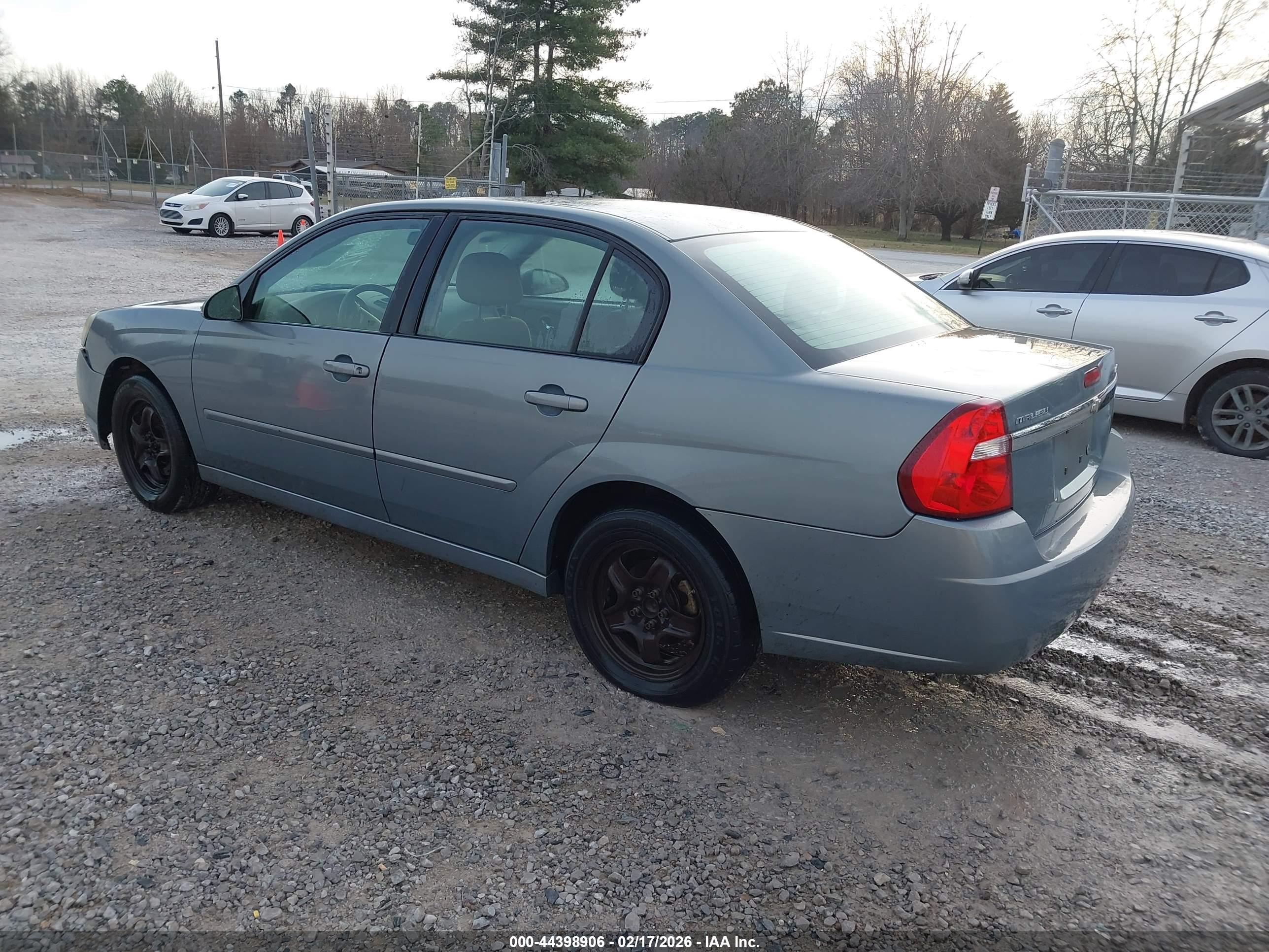 CHEVROLET MALIBU image 3