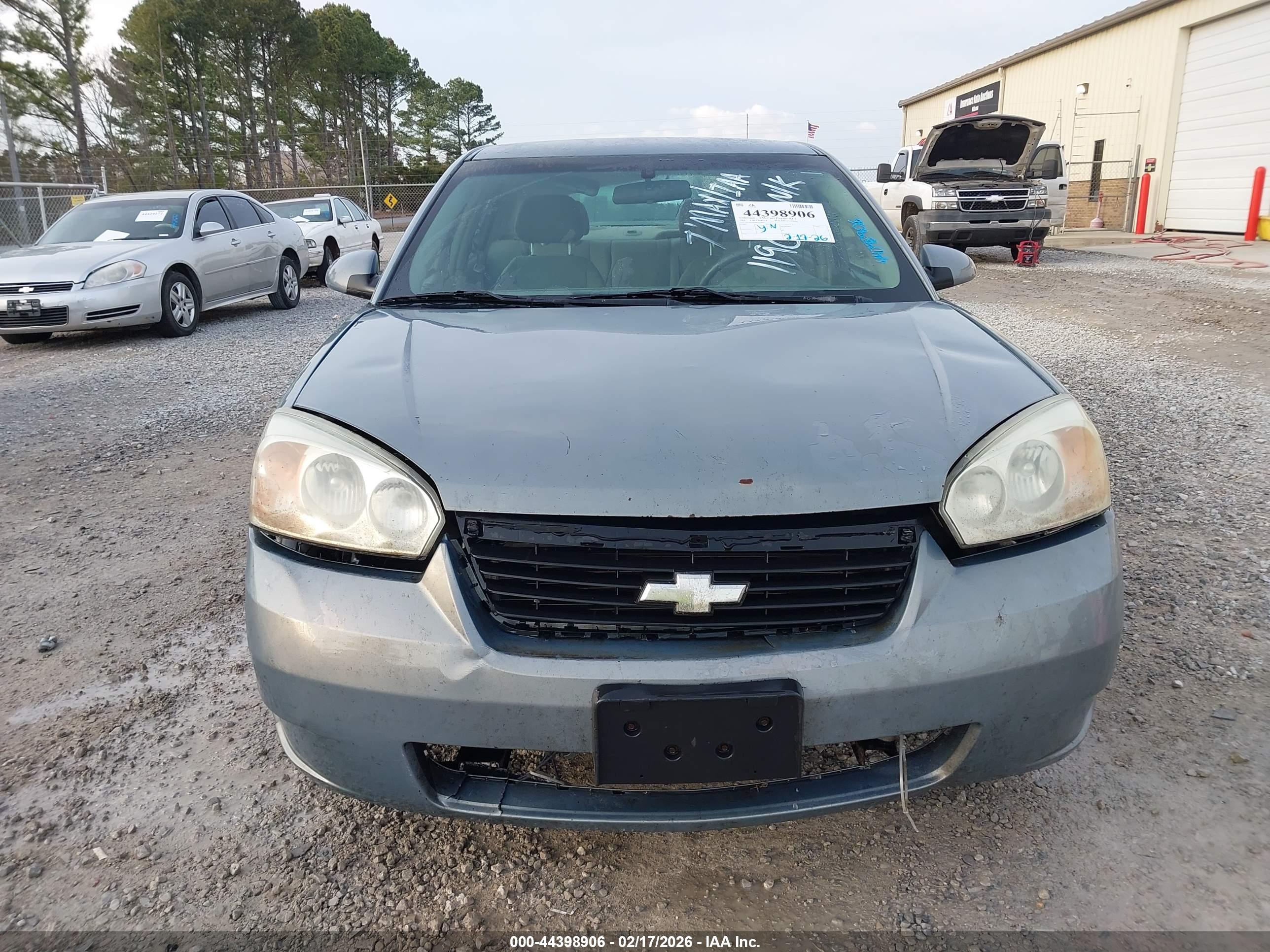 CHEVROLET MALIBU image 6