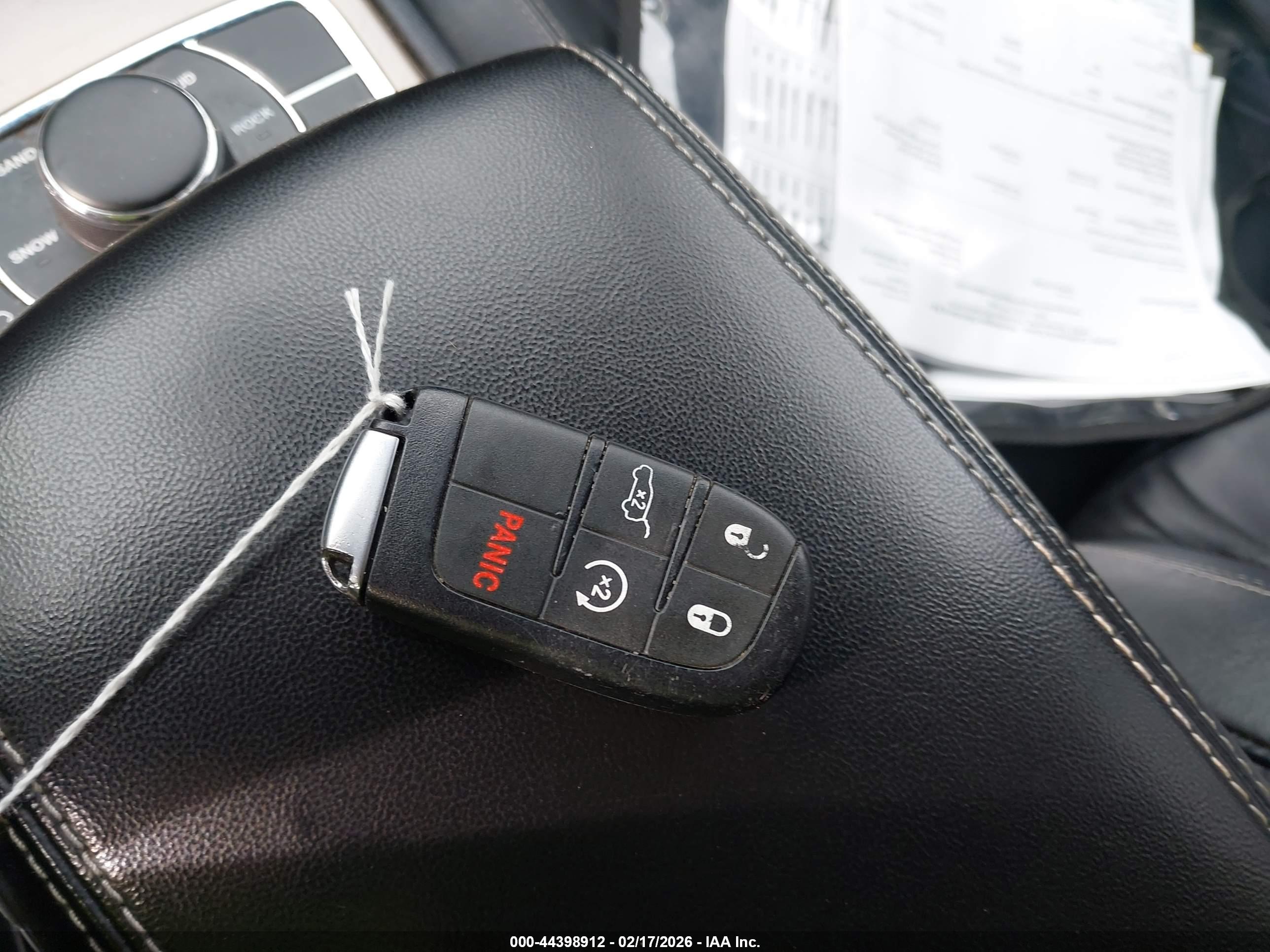 JEEP GRAND image 11
