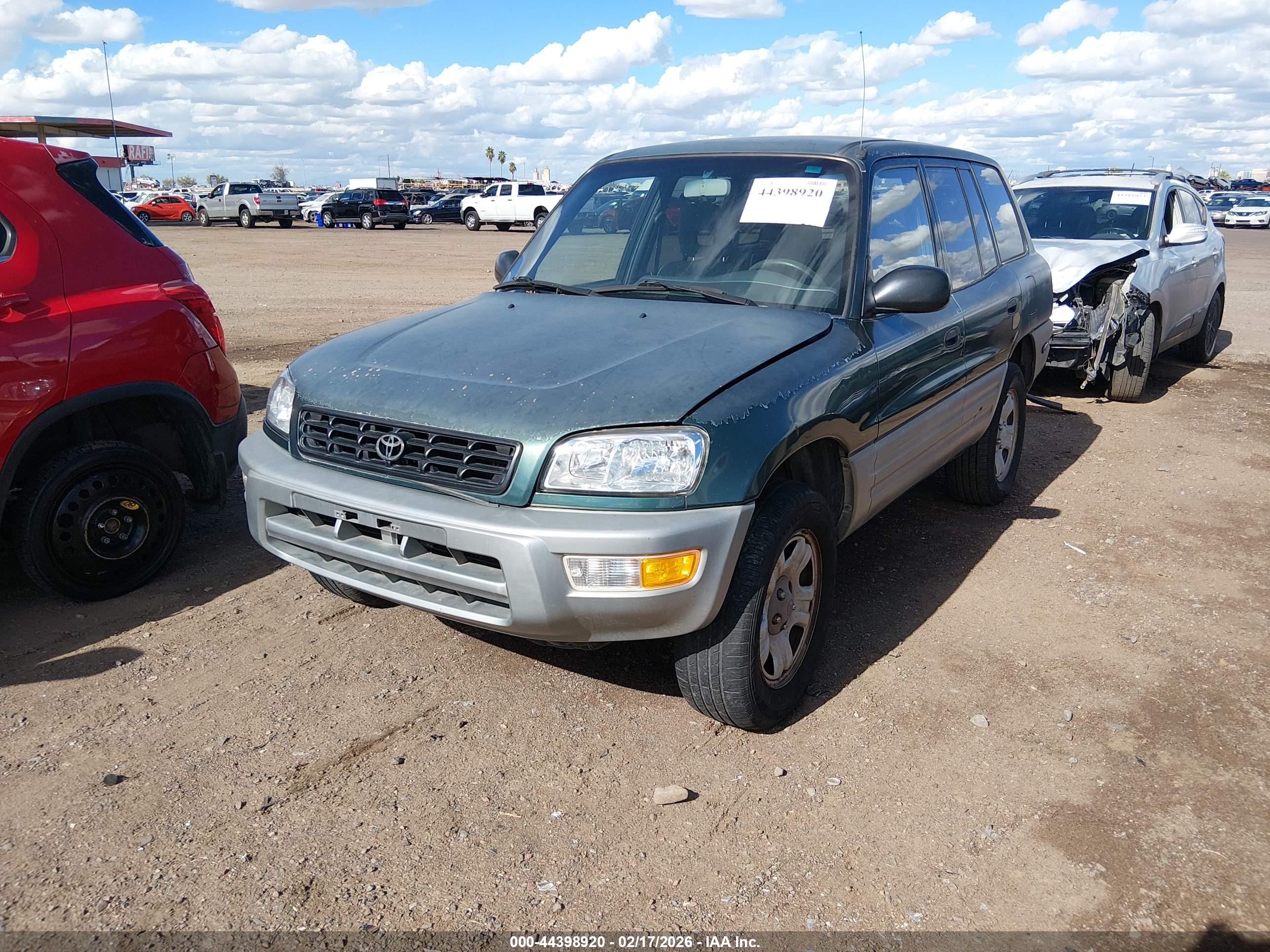 TOYOTA RAV4 image 6