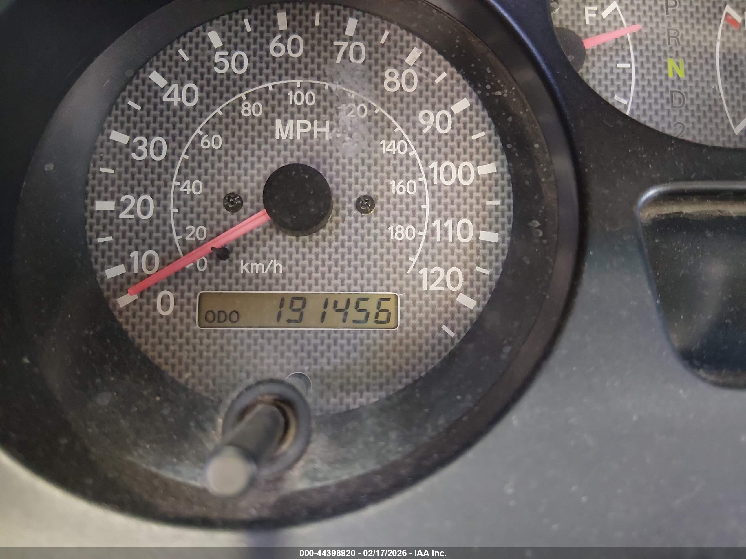 TOYOTA RAV4 image 7