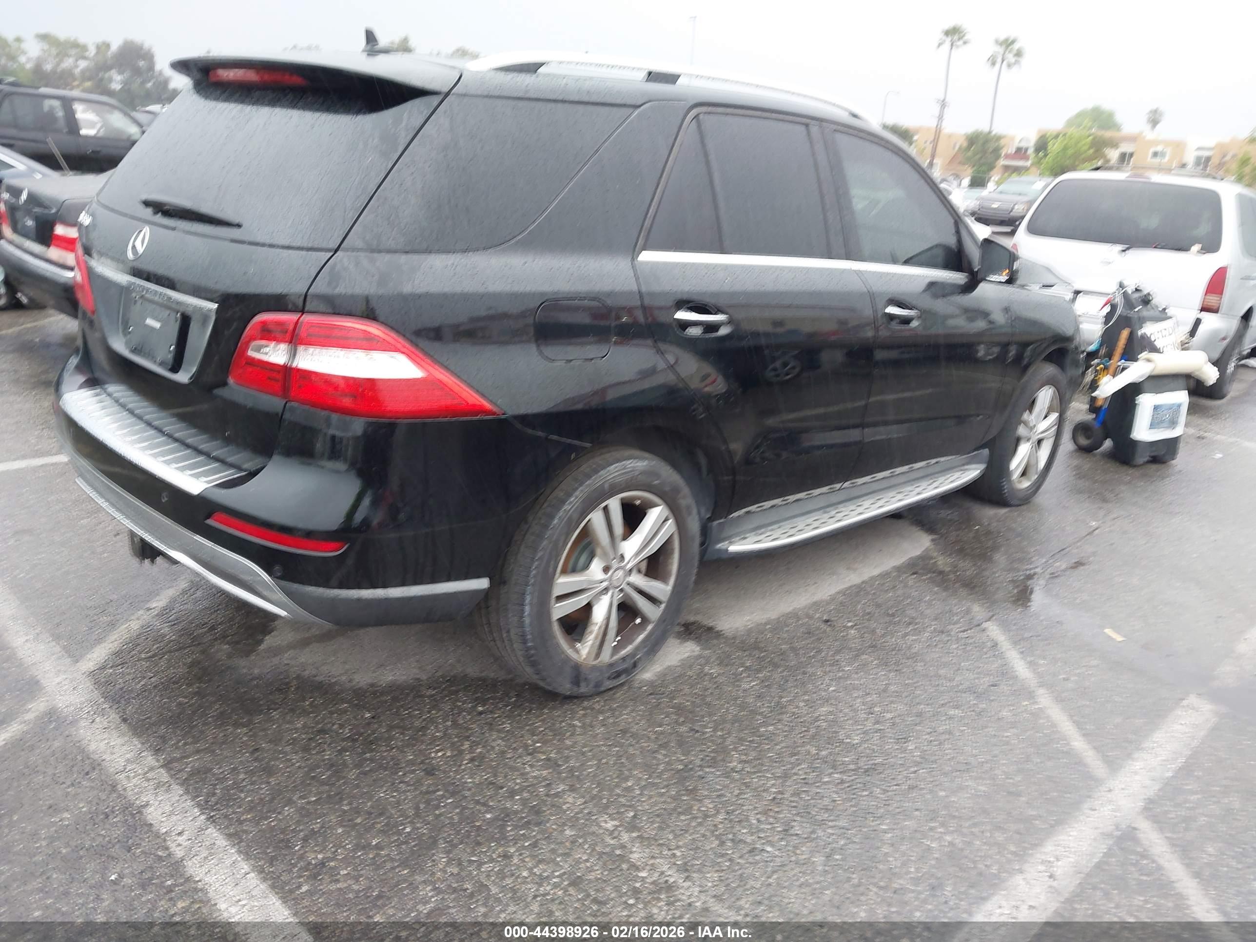 MERCEDES-BENZ ML image 4