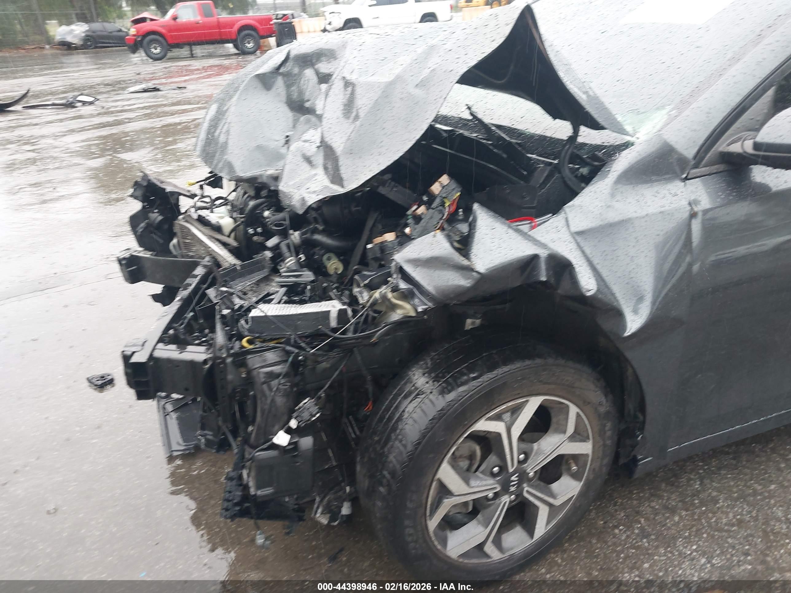 KIA FORTE image 6
