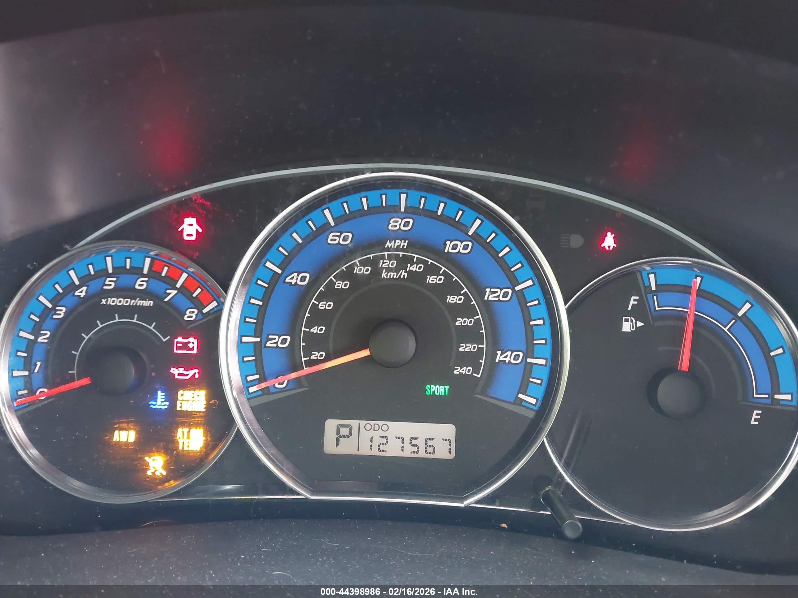 SUBARU FORESTER image 7