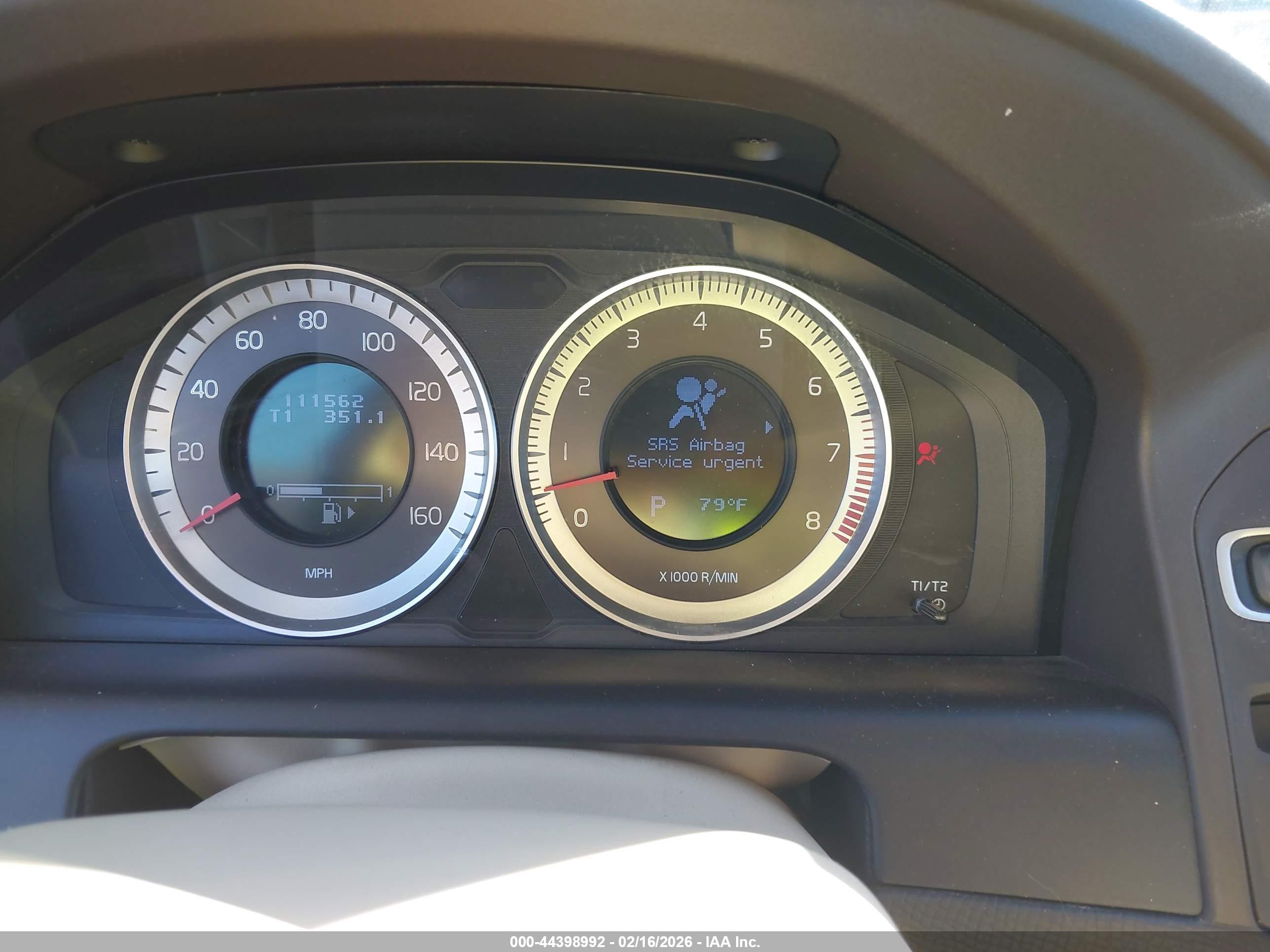 VOLVO XC60 image 7