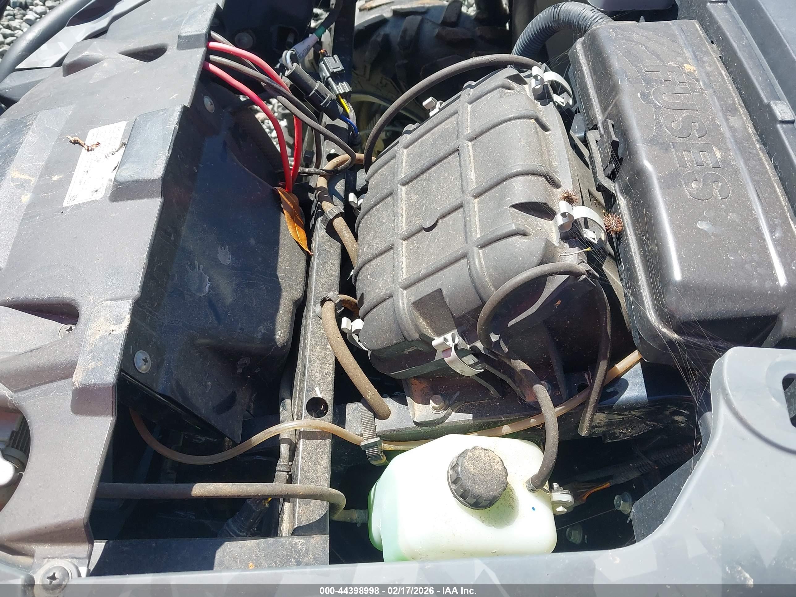 KAWASAKI KRT800 image 9