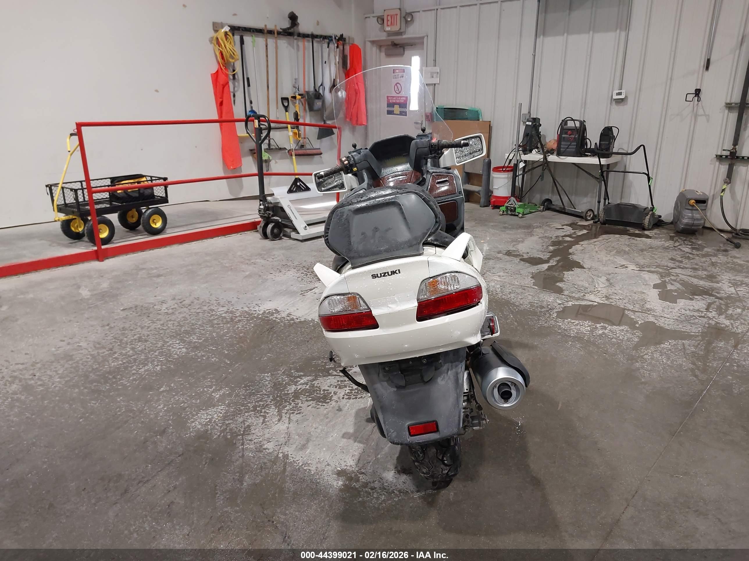SUZUKI AN650 image 6