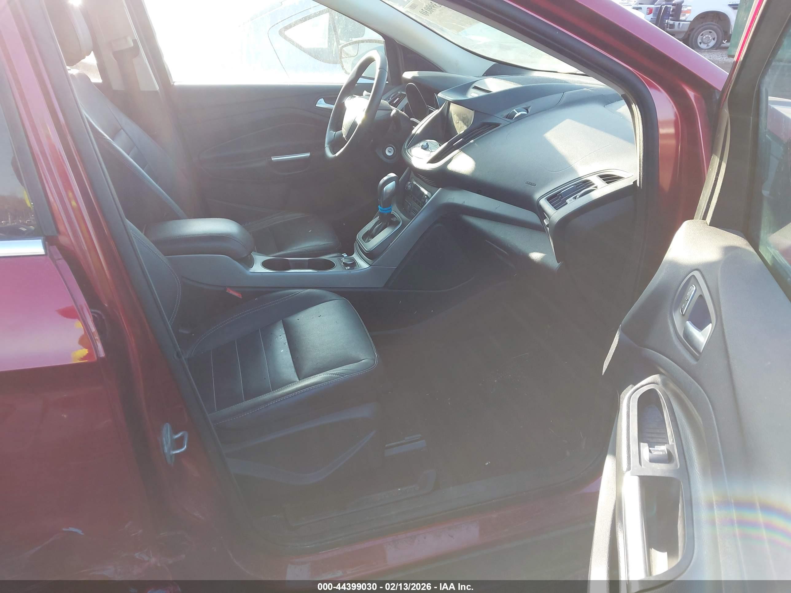 FORD ESCAPE image 5